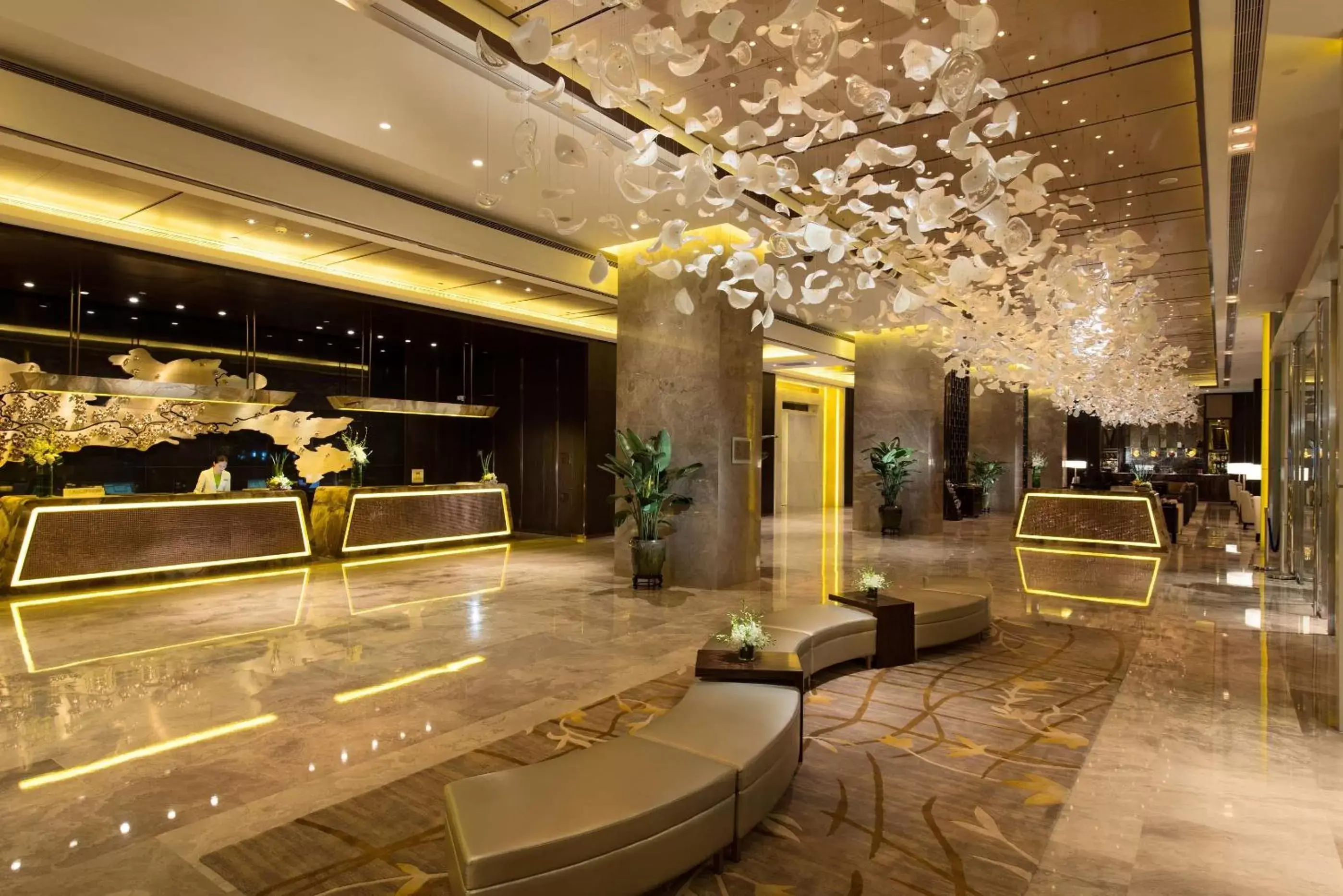 Lobby or reception, Lobby/Reception in Hilton Shenzhen Futian, Metro Station at Hotel Front Door, Close to Futian Convention & Exhibition Center