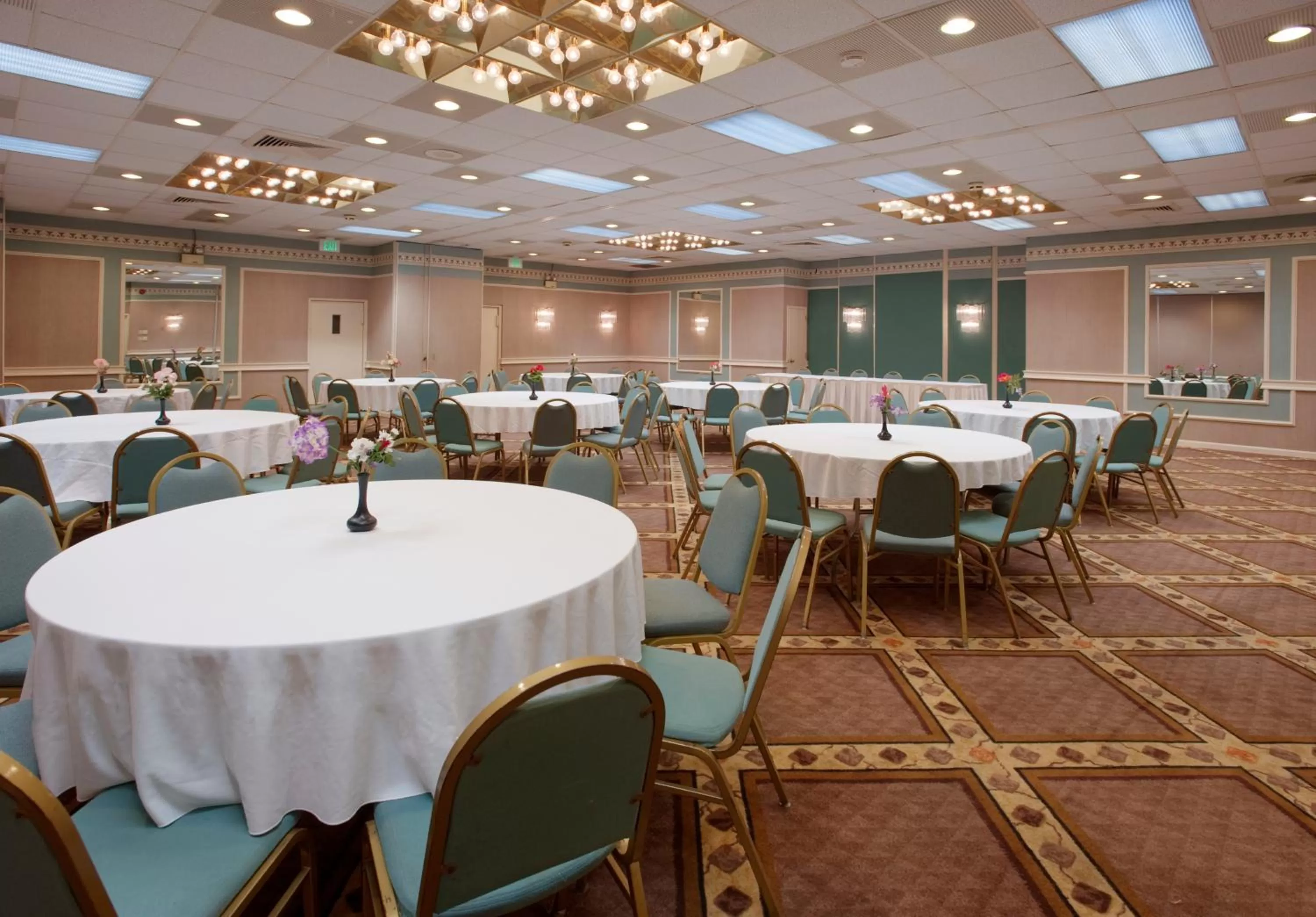 Banquet/Function facilities in Americas Best Value Inn - Baltimore
