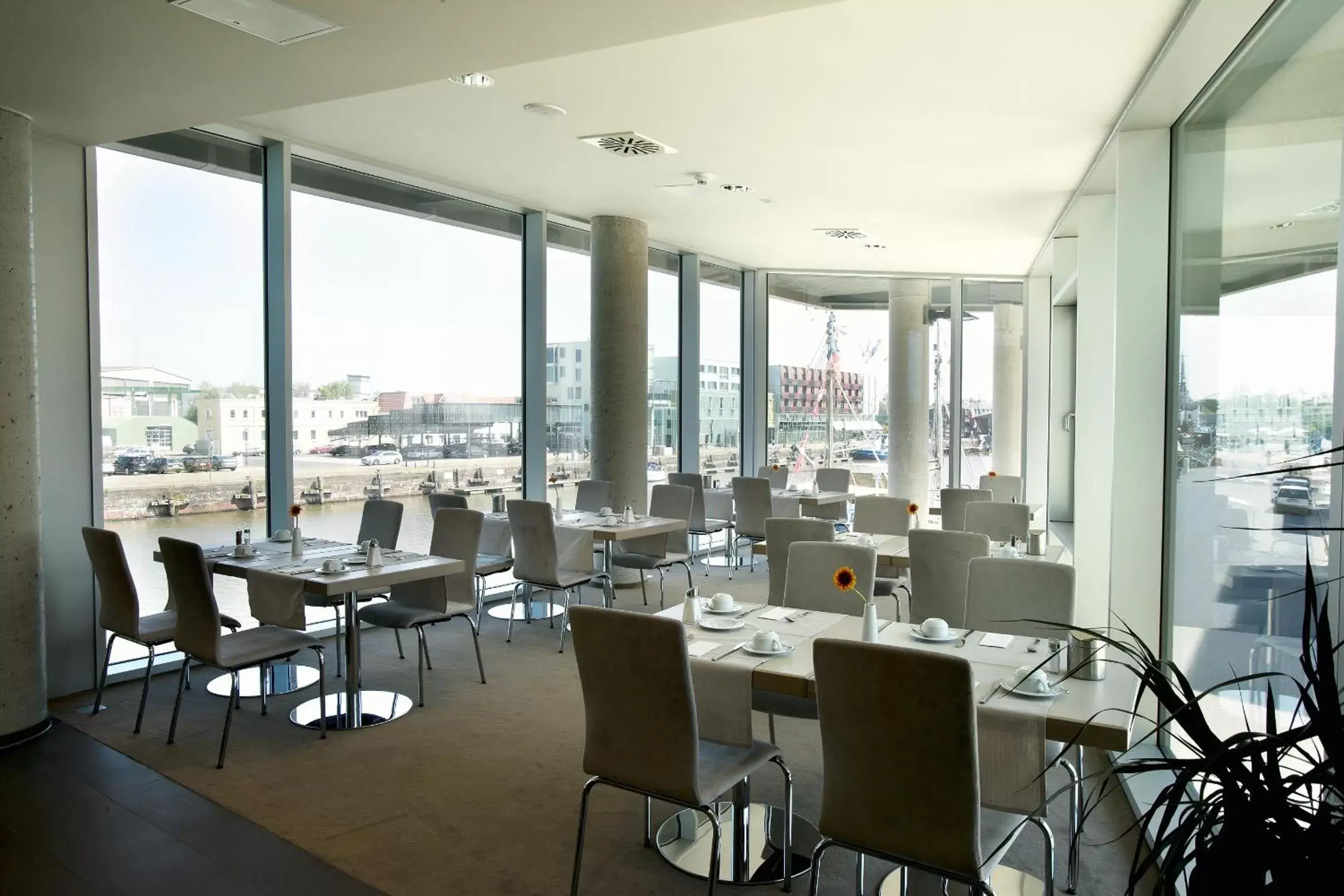 Restaurant/Places to Eat in Best Western Plus Hotel Bremerhaven