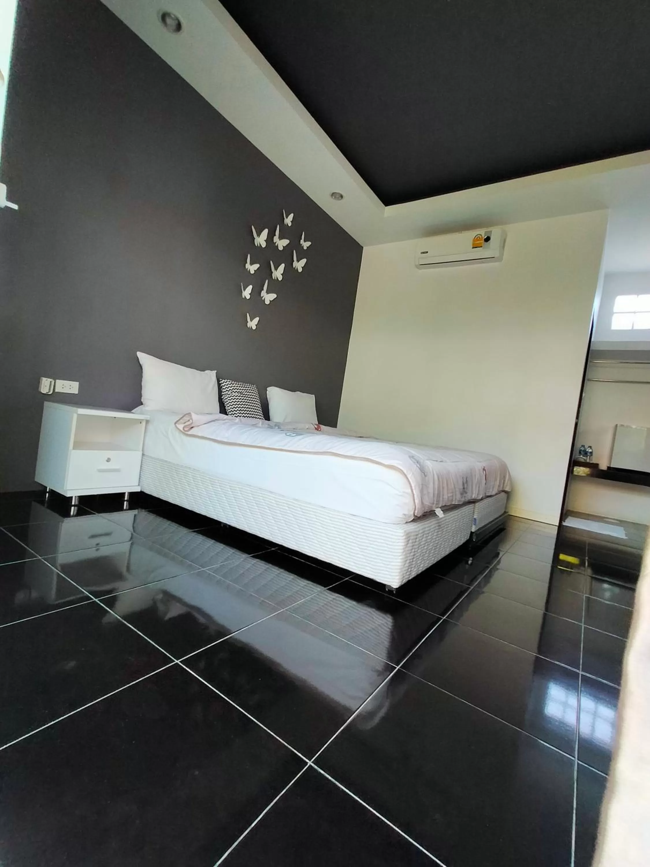 Bed in Nemo 2 Resort