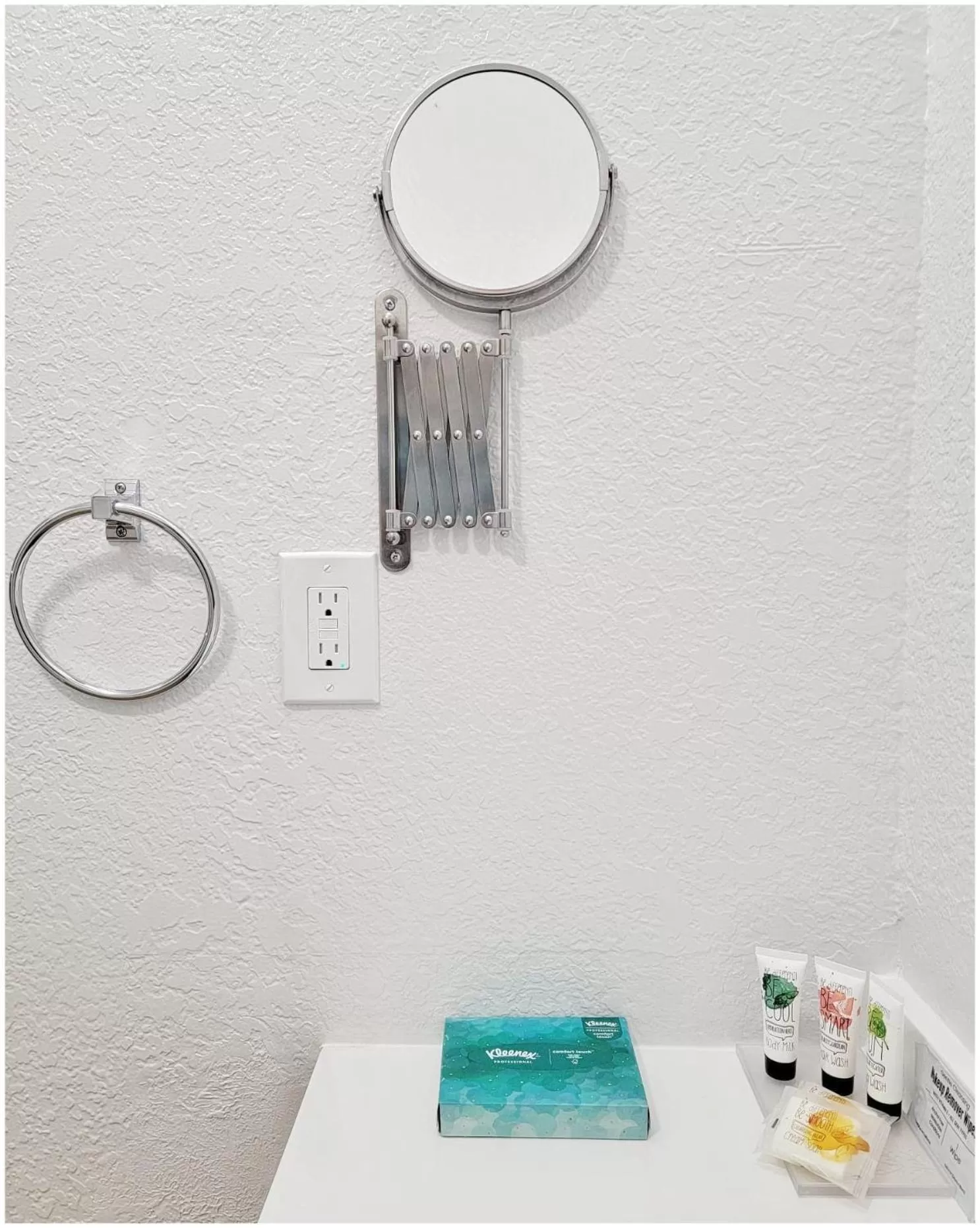 Bathroom in Buckley Inn