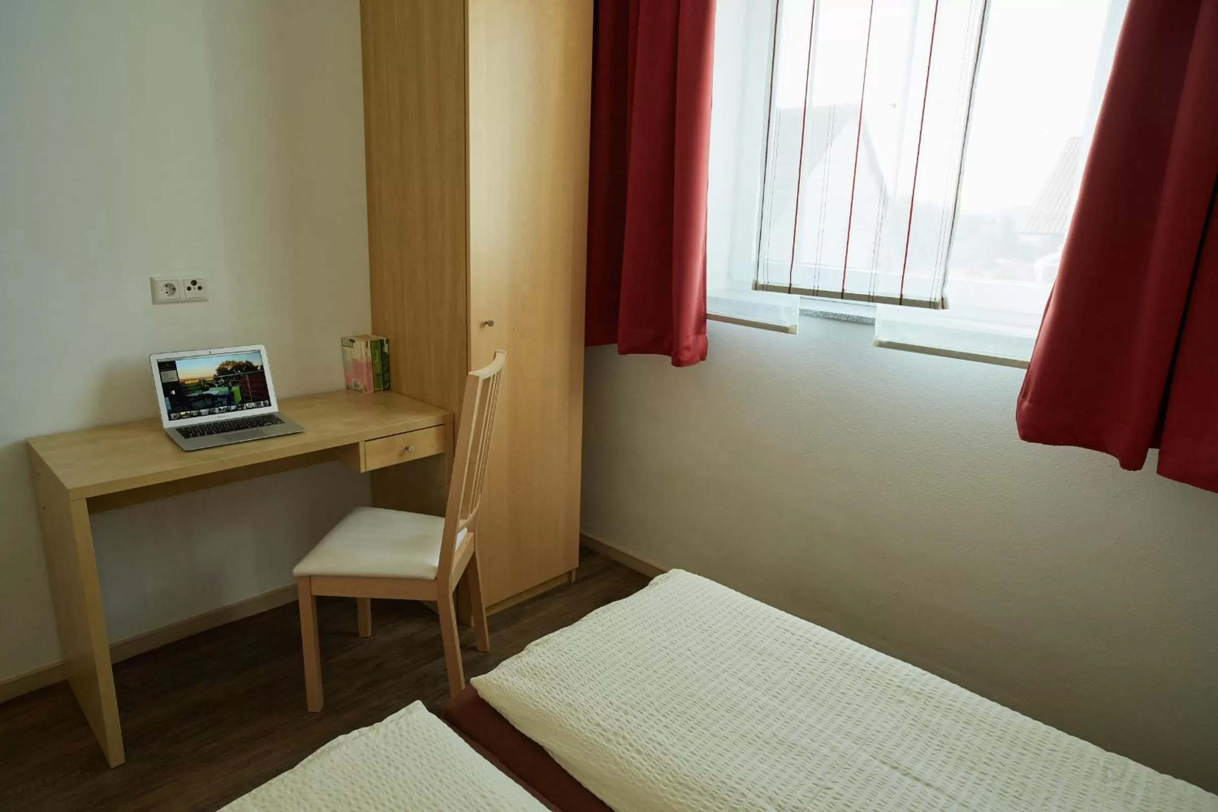 Bedroom, Bed in Business Homes - Das Apartment Hotel