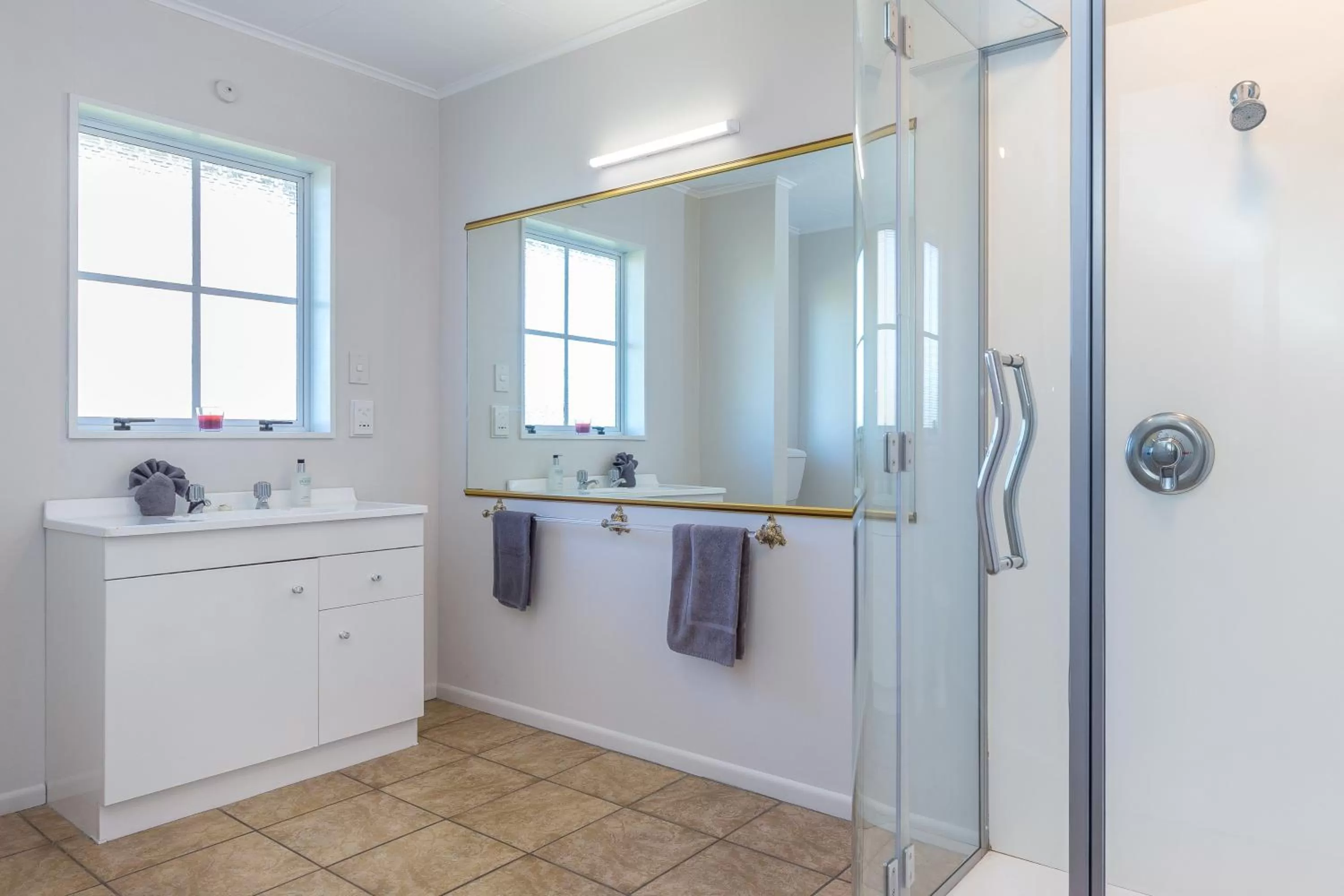 Shower in Cherylea Motel