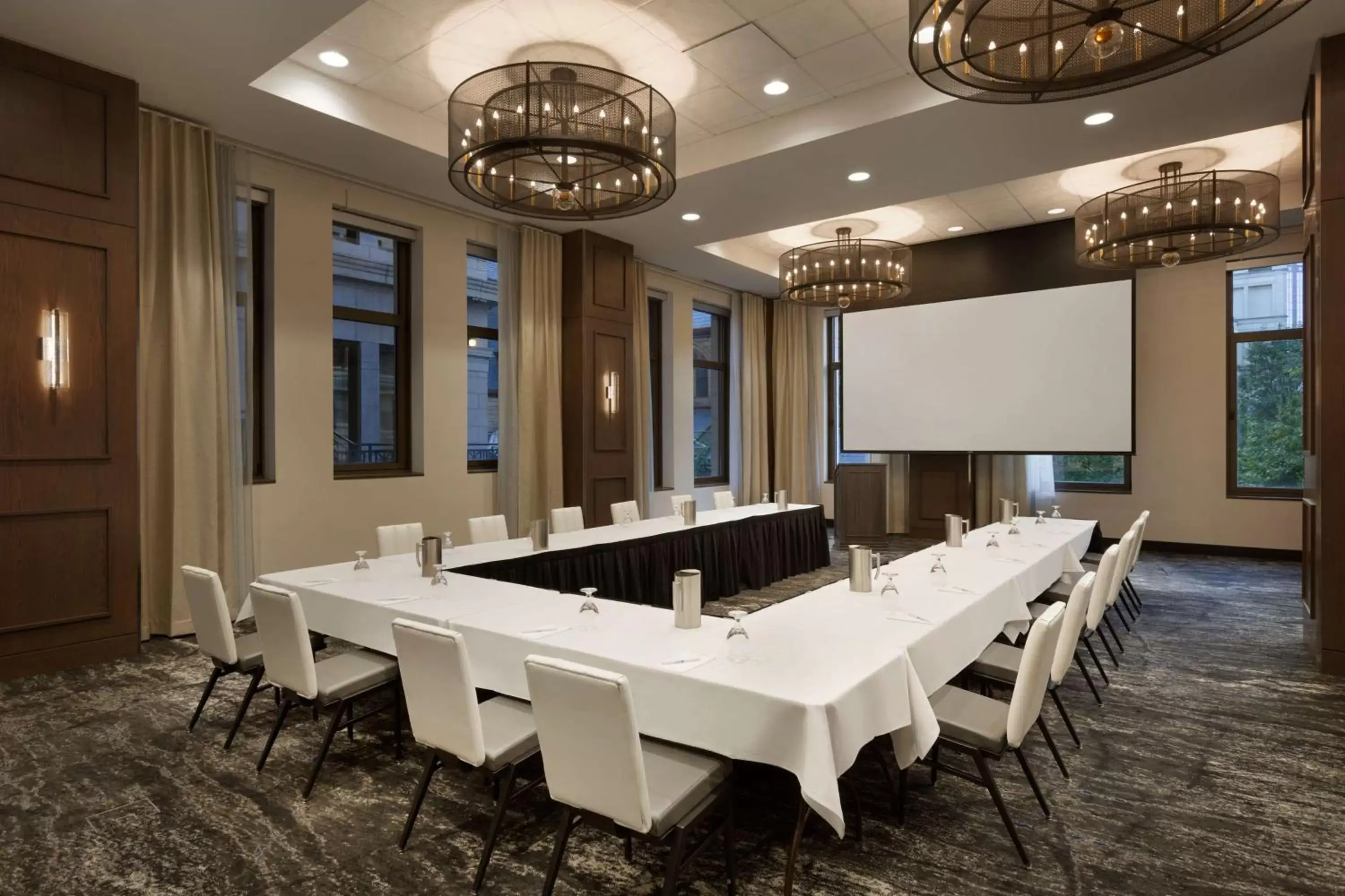 Meeting/conference room in Embassy Suites Pittsburgh-Downtown