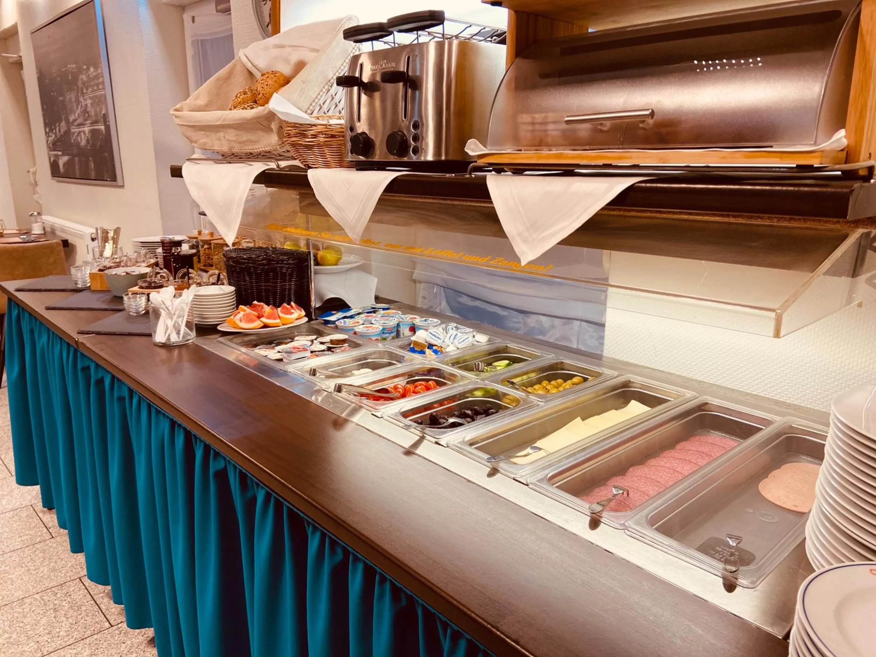 Food and drinks in Hotel Arena