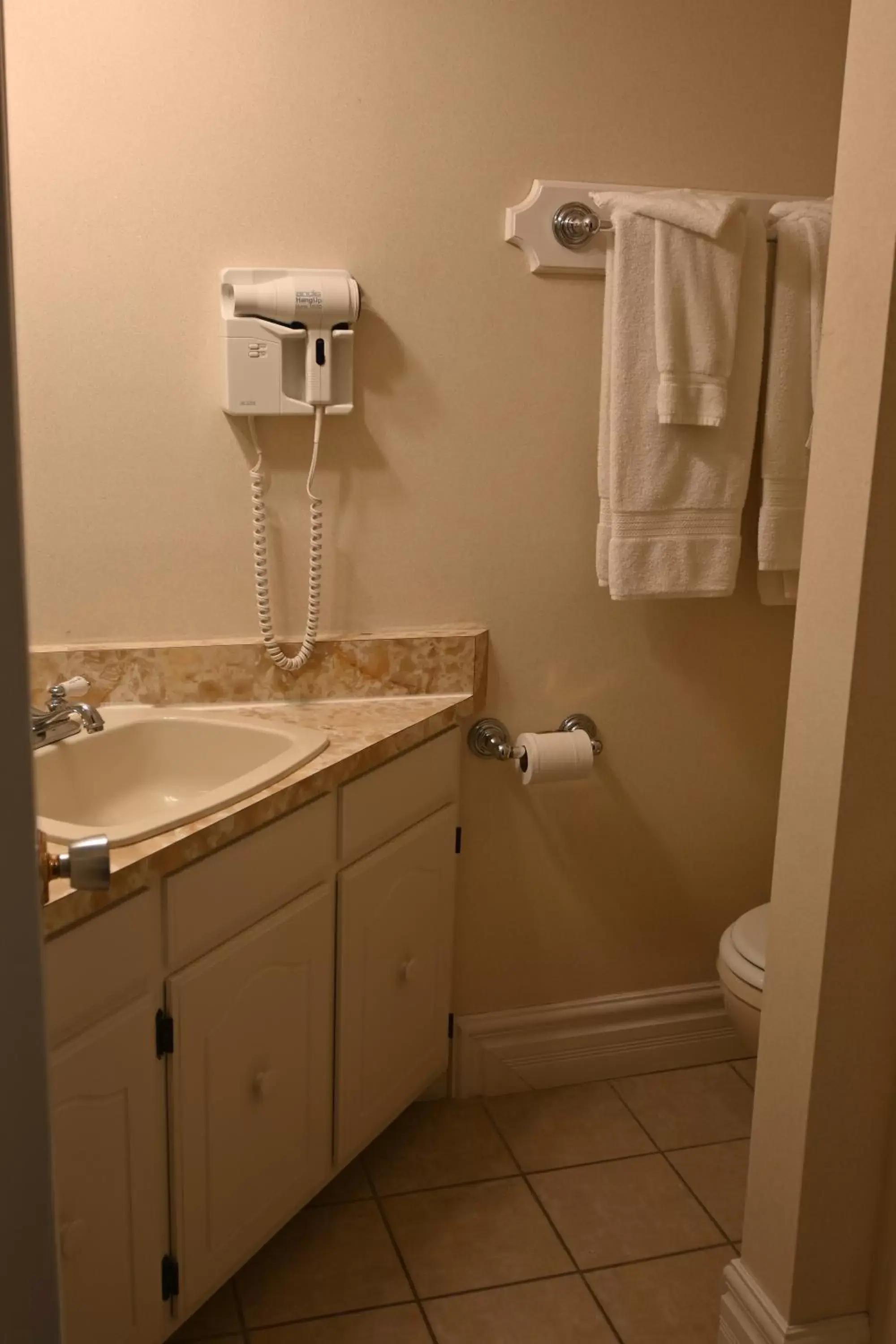 Bathroom in The Gananoque Inn & Spa