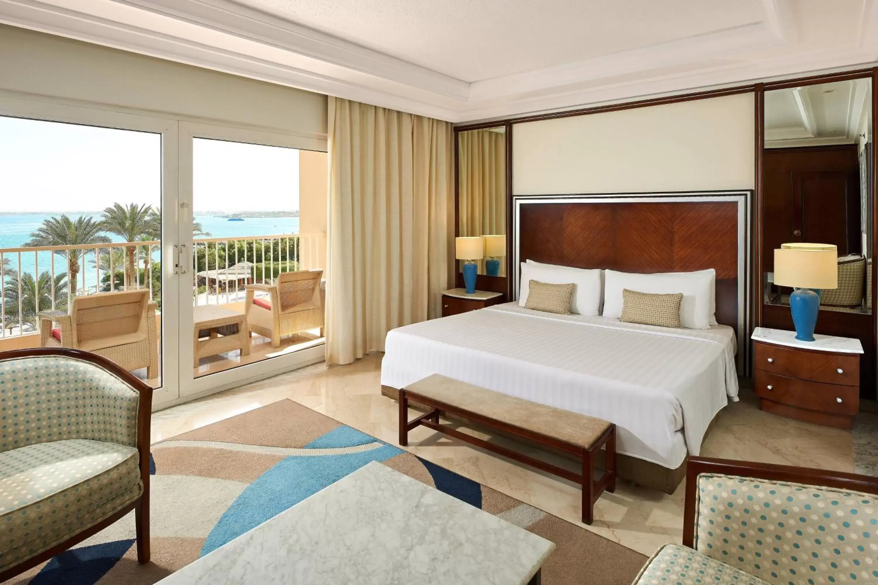 Bedroom, Bed in Hurghada Marriott Red Sea Beach Resort