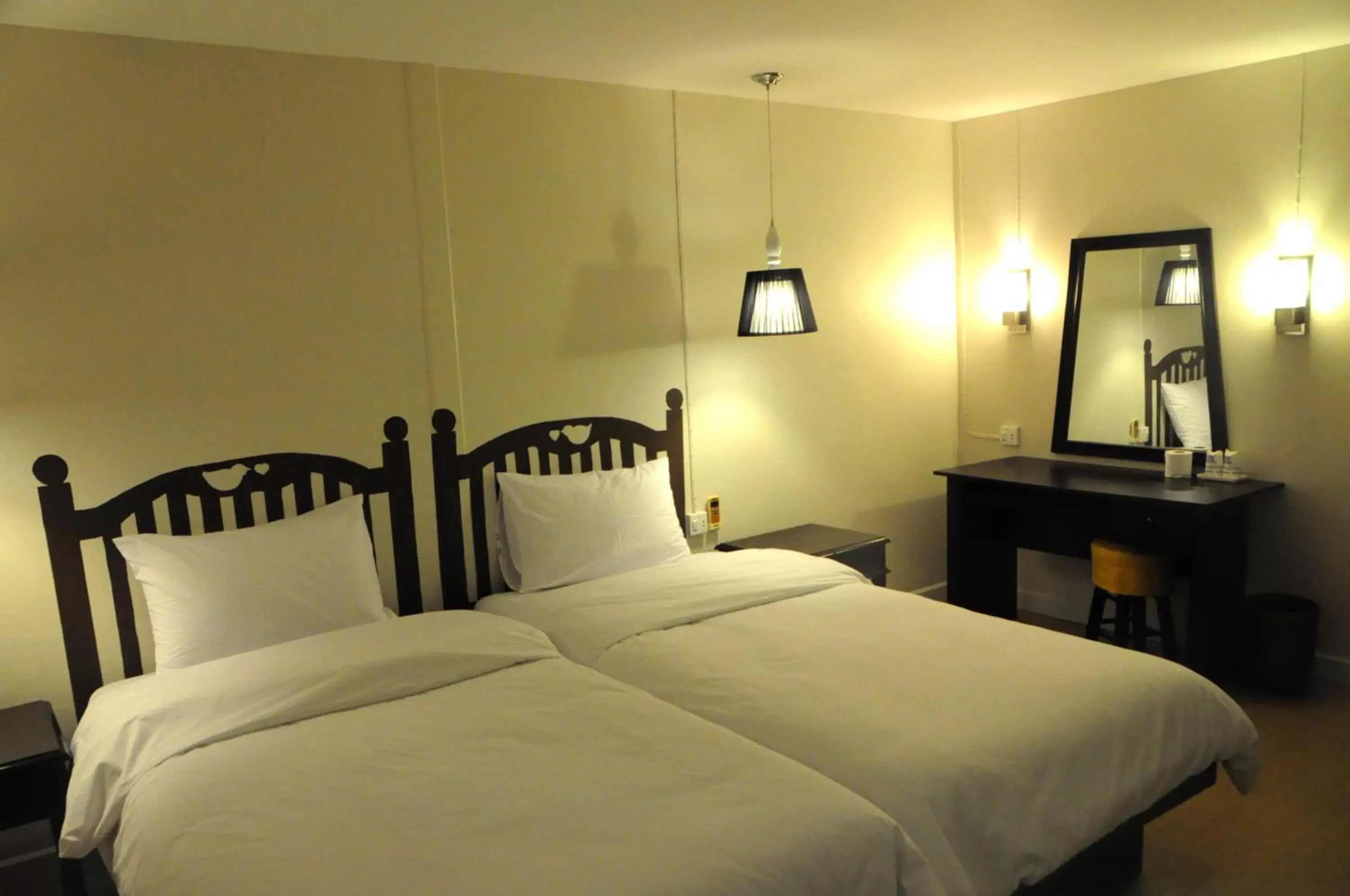 Photo of the whole room, Bed in Roma Hotel