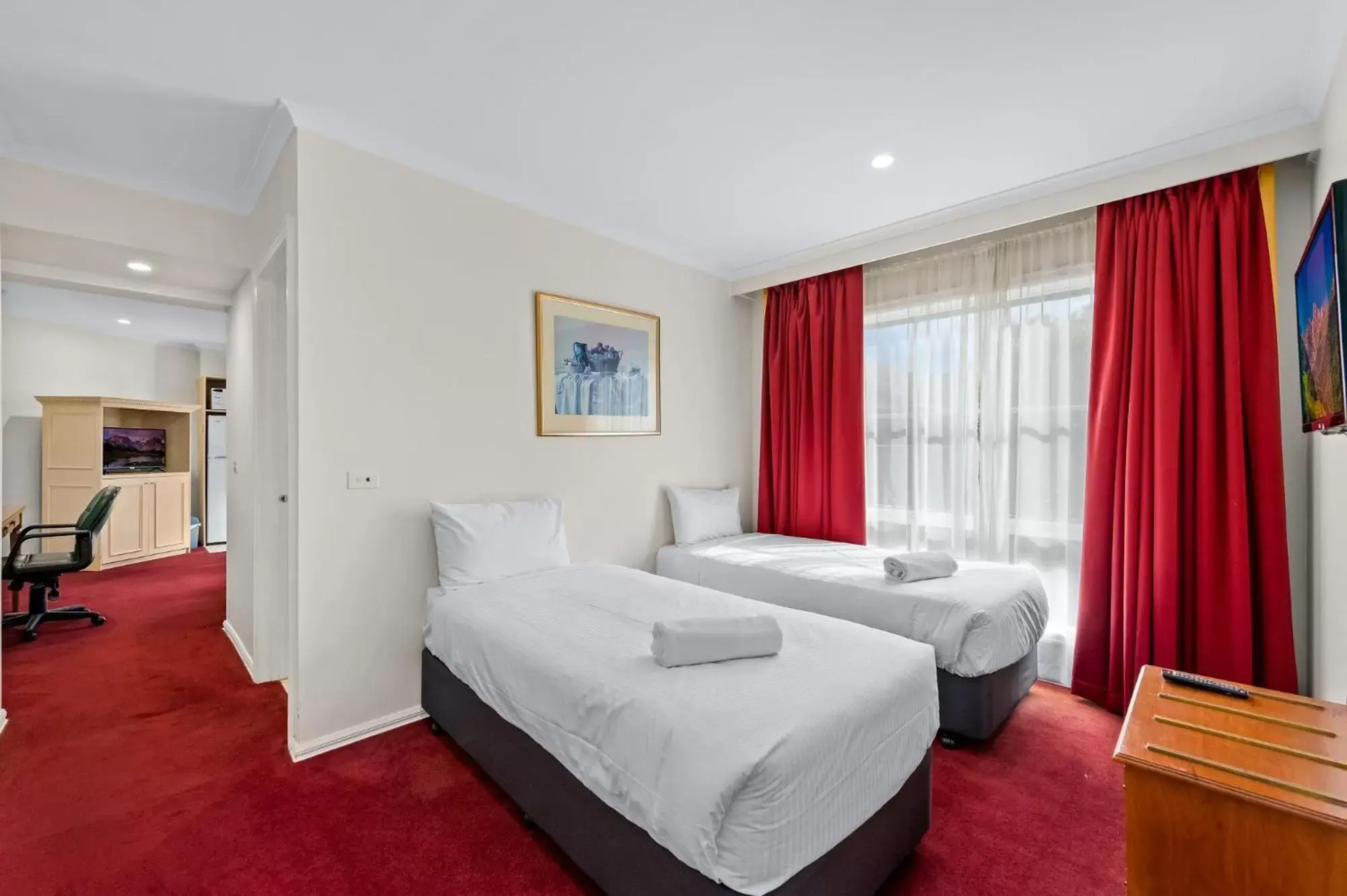 Bed in Rowville International Hotel