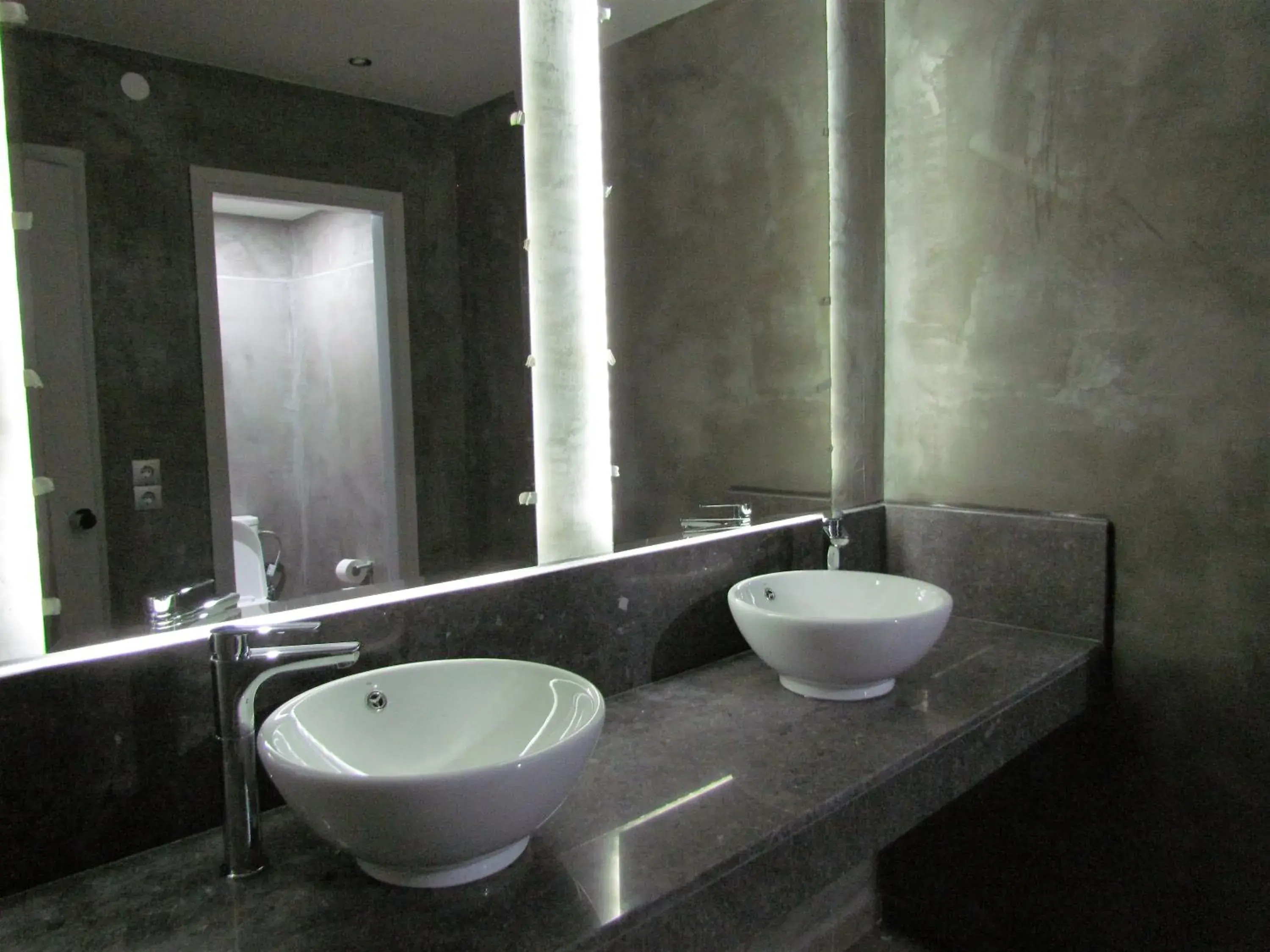 Area and facilities, Bathroom in Archipelagos Hotel
