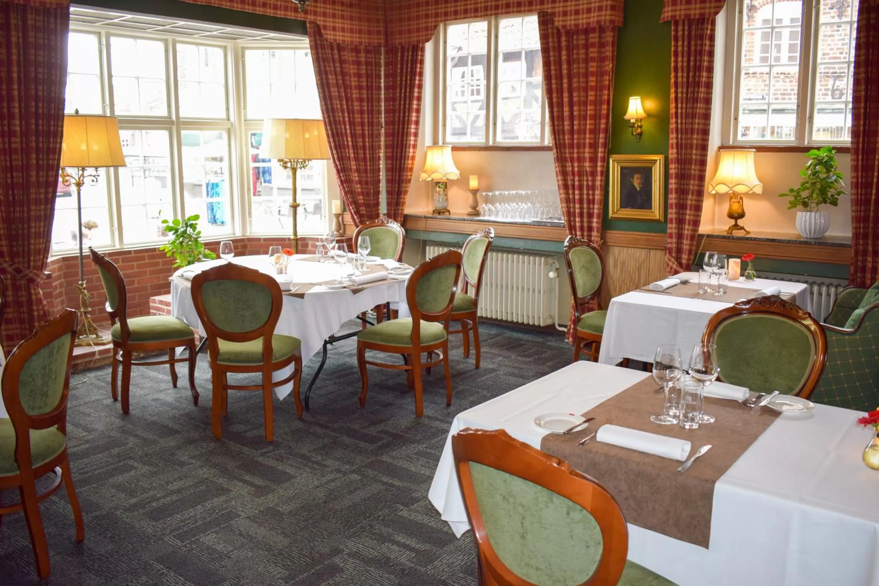 Restaurant/places to eat in Hotel Dagmar