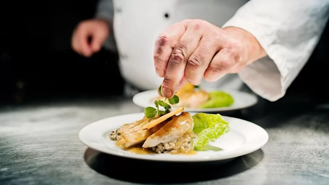 Restaurant/places to eat in Thon Hotel Bergen Airport