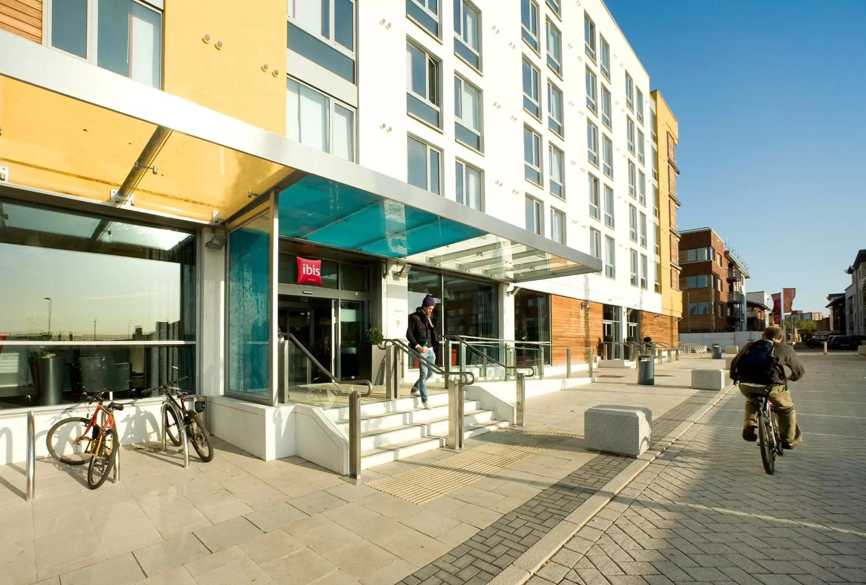 Facade/entrance in ibis Bristol Temple Meads Facade/entrance in ibis Bristol Temple Meads