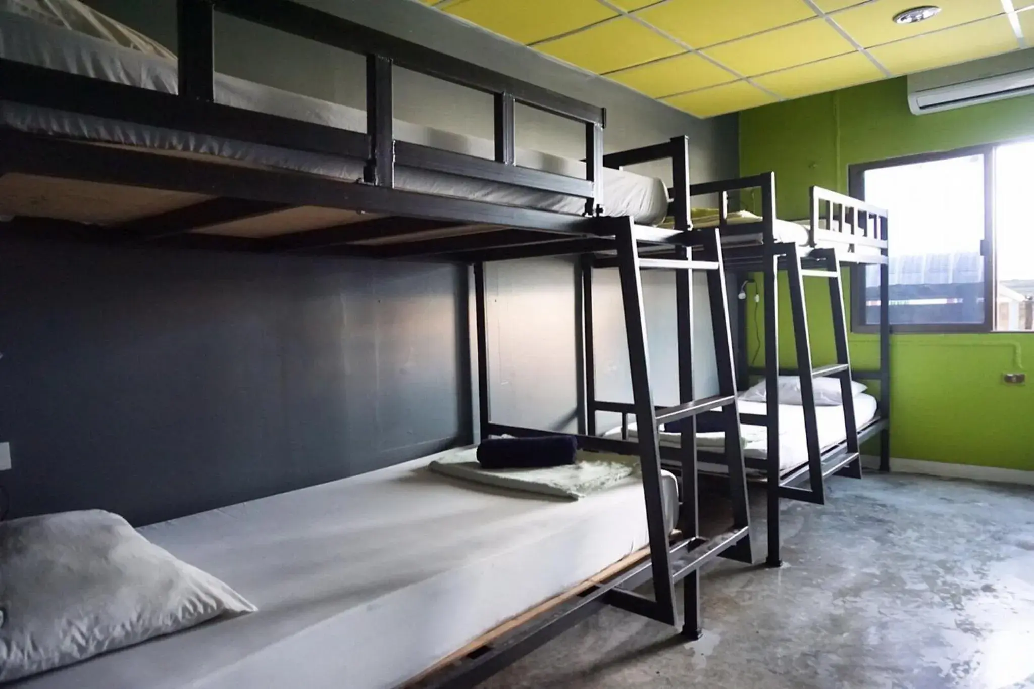 Bunk Bed in B&B House & Hostel