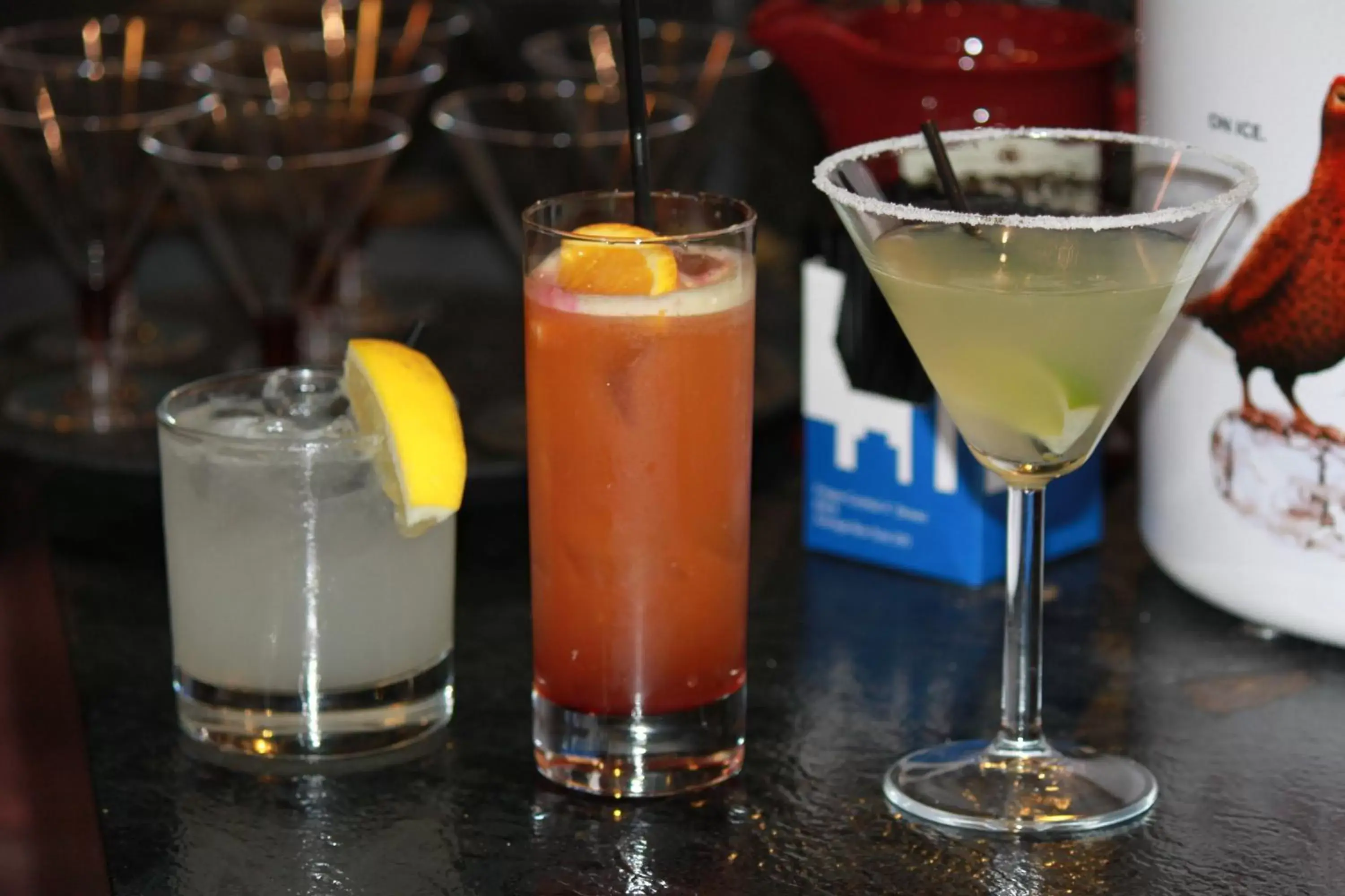 Lounge or bar, Drinks in Mackays Hotel