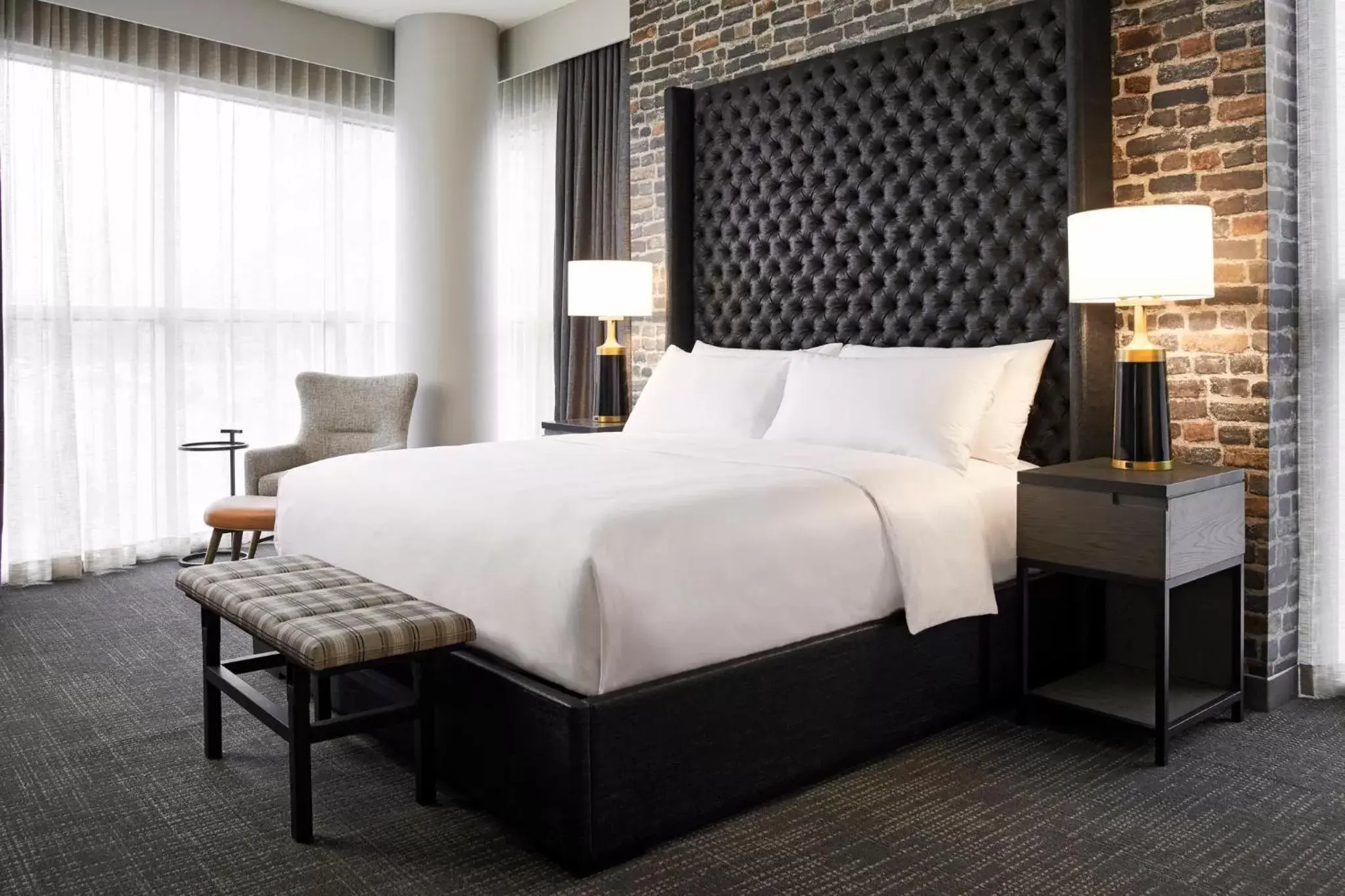Photo of the whole room, Bed in Archer Hotel Tysons