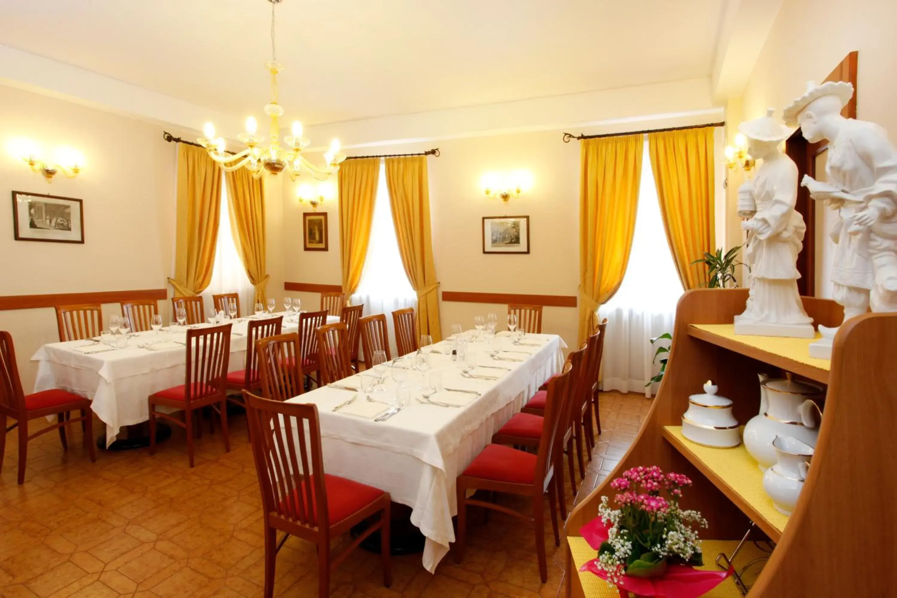 Restaurant/places to eat in Garda Family House Restaurant/places to eat in Garda Family House