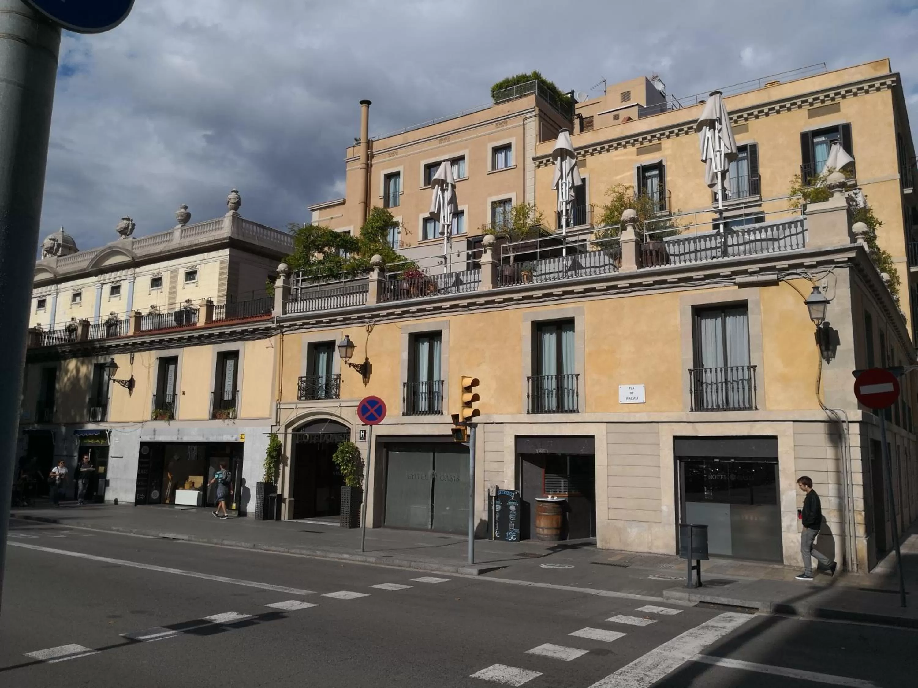 Property building in Hotel Oasis