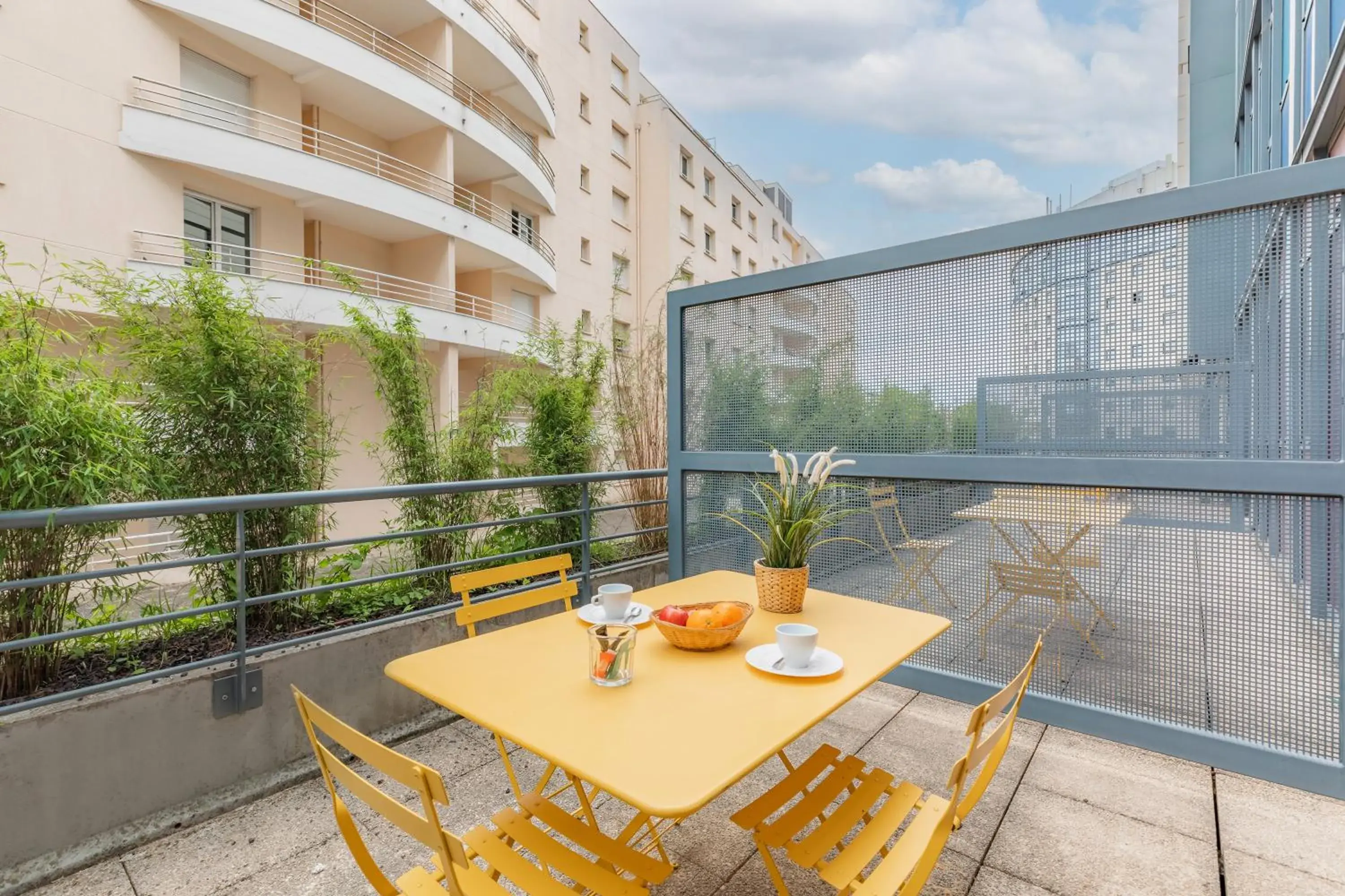 Patio, Balcony/Terrace in Appart City Bordeaux Centre