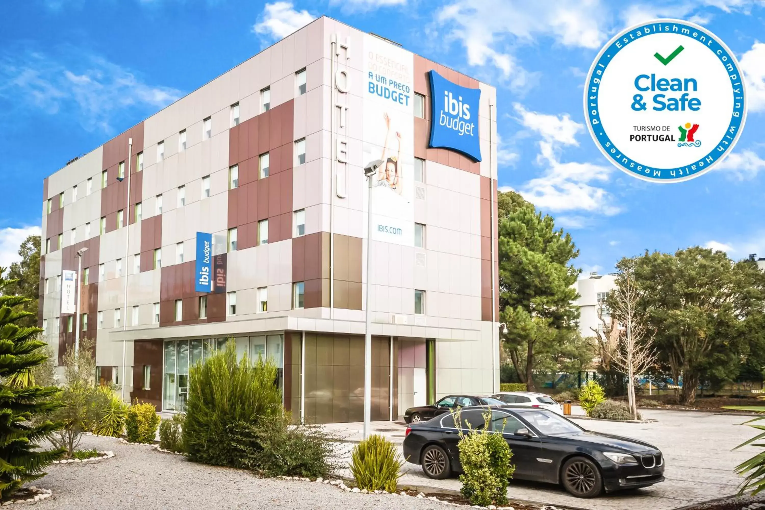 Property building in Hotel ibis Budget Porto Gaia