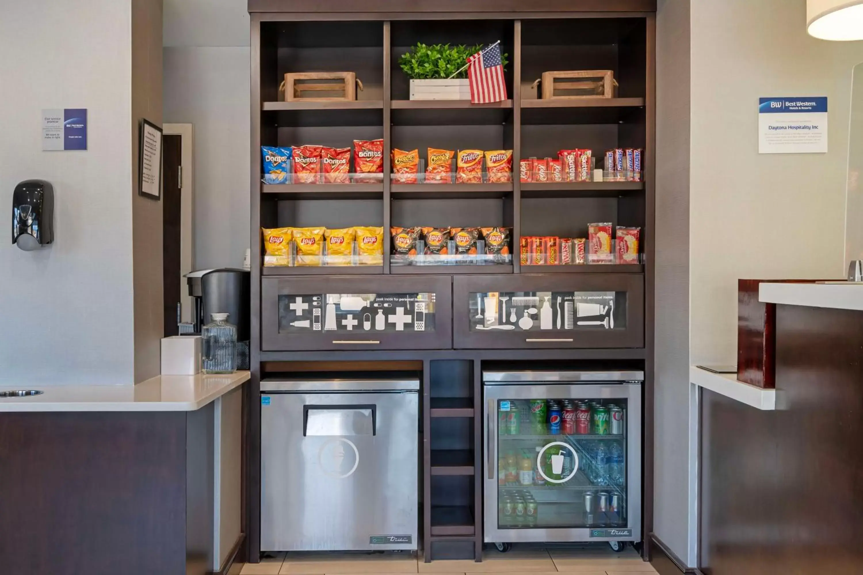 Property building in Best Western Plus Daytona Inn Seabreeze Property building in Best Western Plus Daytona Inn Seabreeze