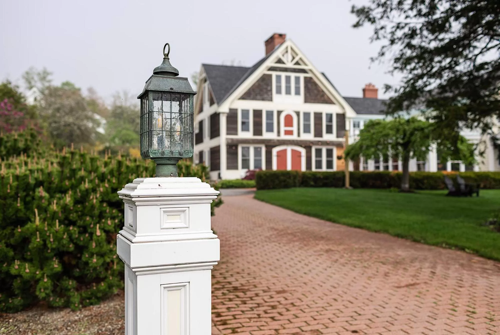 Decorative detail, Property Building in Spouter Inn Bed & Breakfast