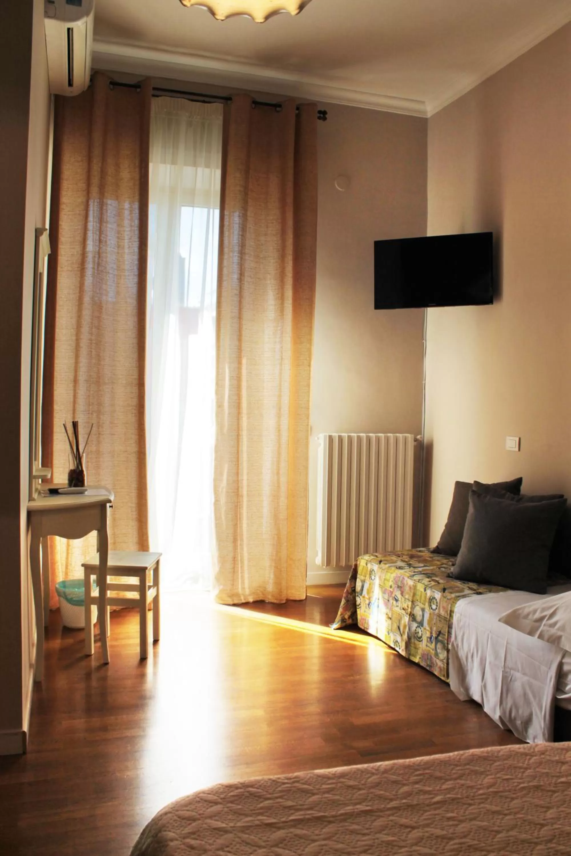 TV and multimedia, Bed in Vesuviane 'E Belle 'Mbriane B&B