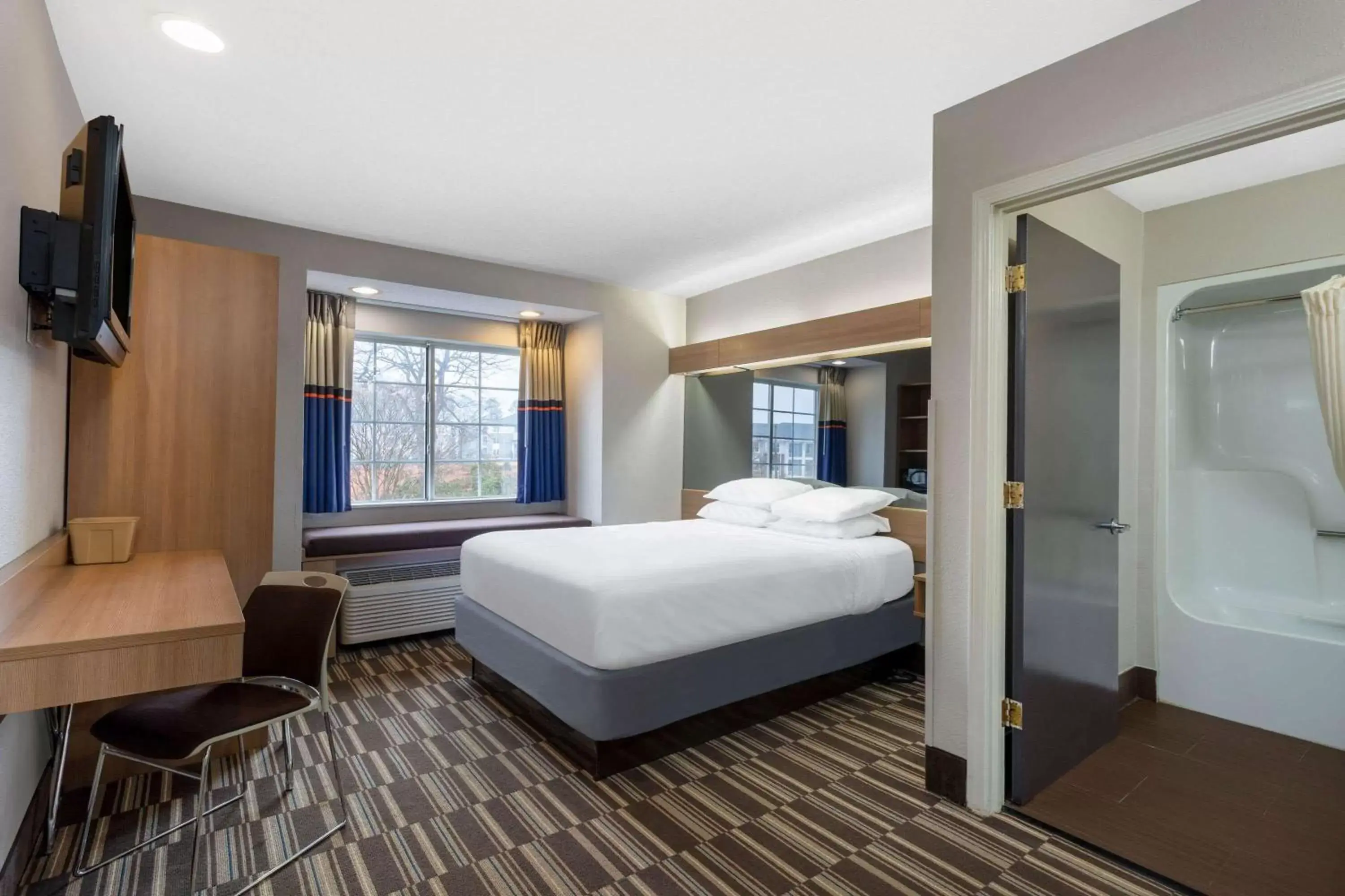 Photo of the whole room in Microtel Inn & Suites by Wyndham Matthews/Charlotte