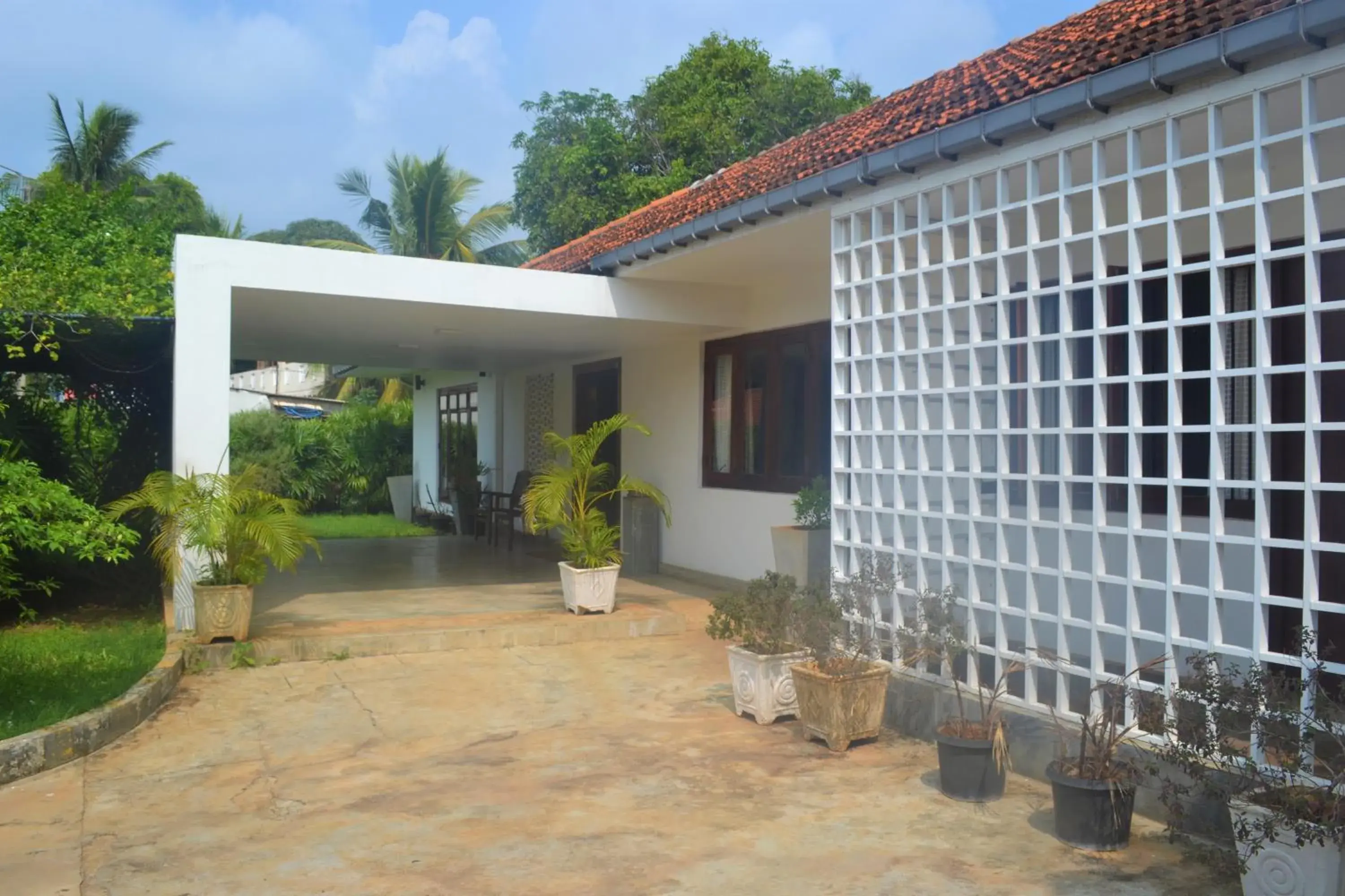 Facade/entrance in Jaffna Heritage Villa