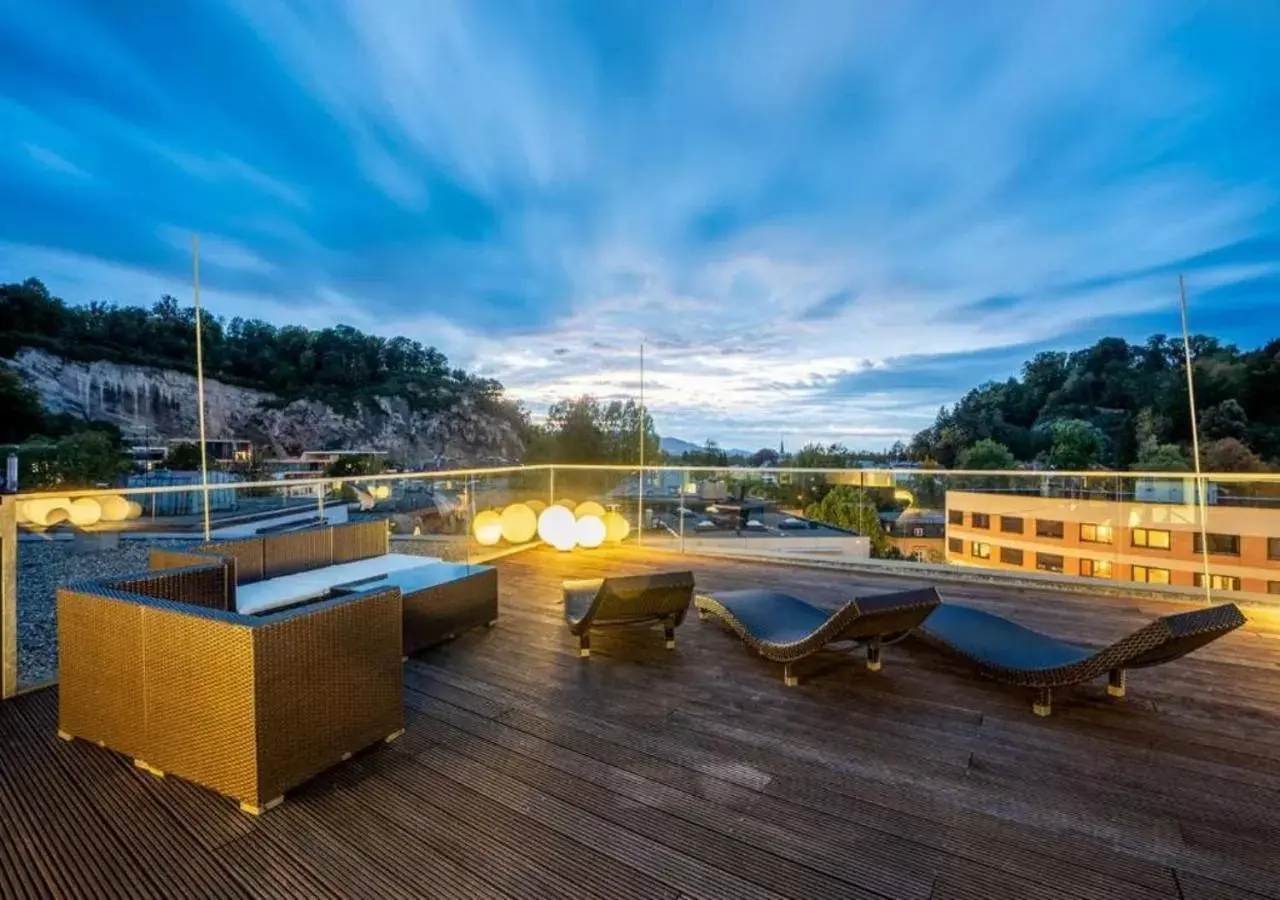 Balcony/Terrace in Leonardo Hotel Salzburg City Center