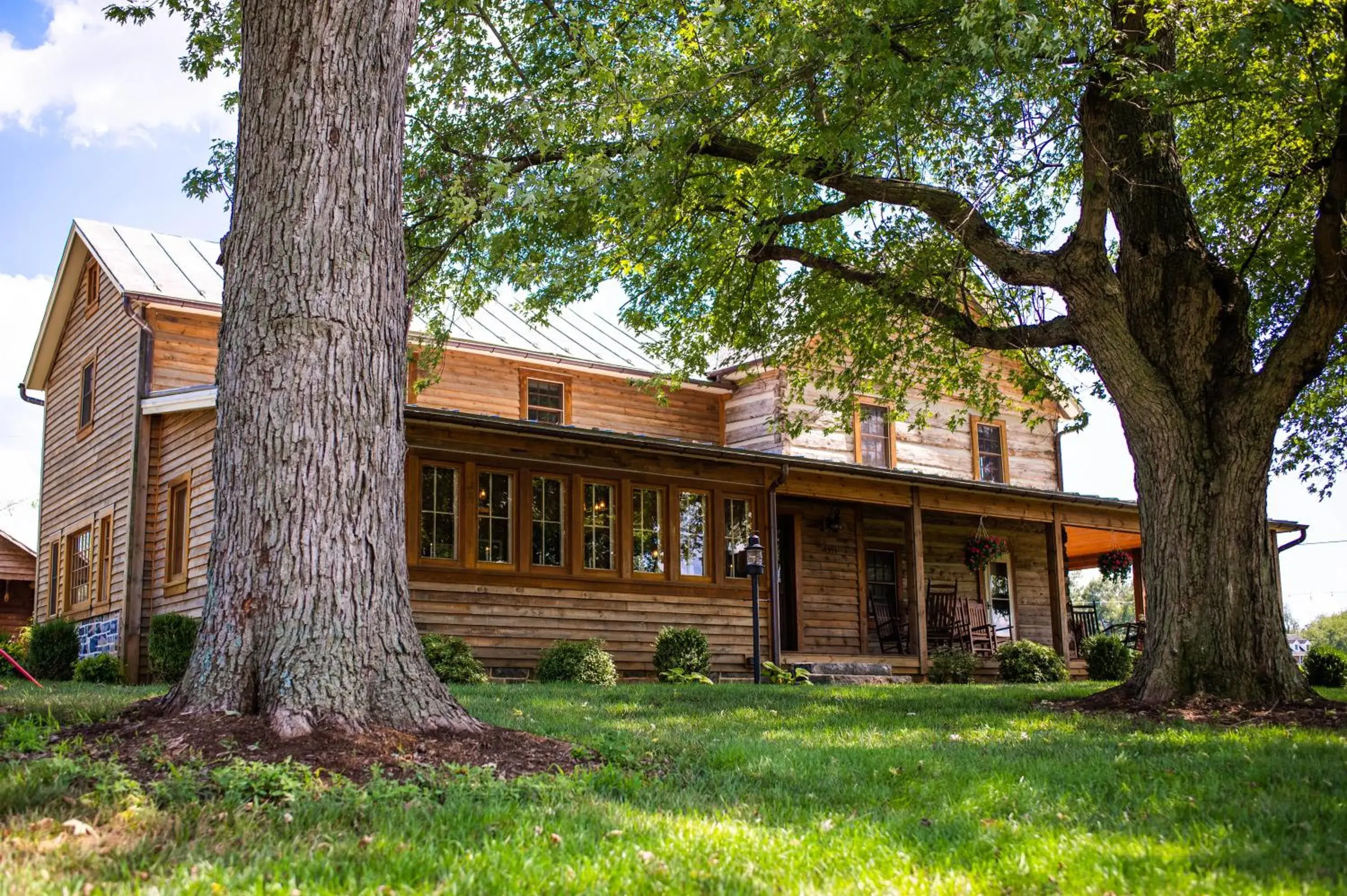 Property Building in Silver Lake Bed and Breakfast