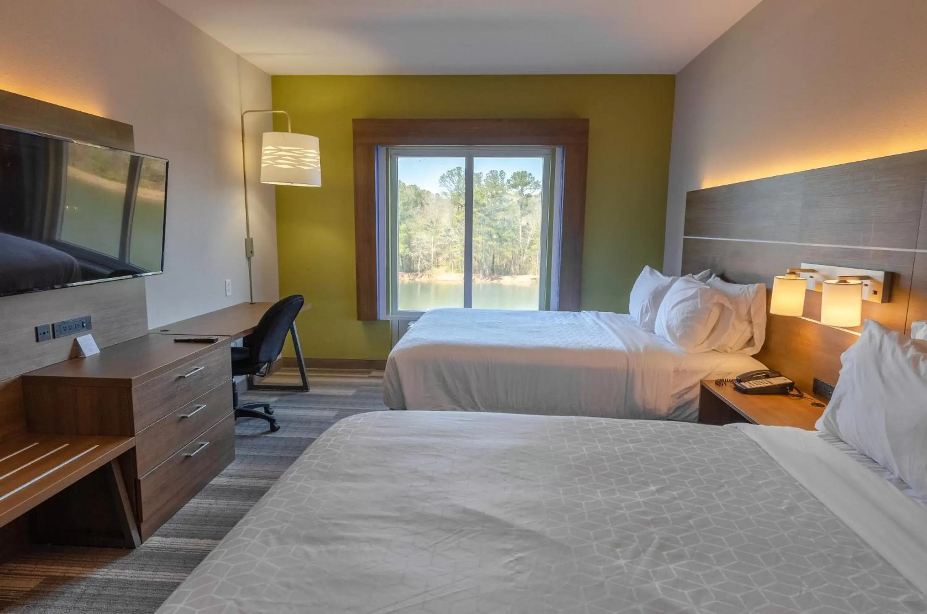 Bed in Holiday Inn Express Hotel & Suites Atlanta Airport West - Camp Creek, an IHG Hotel