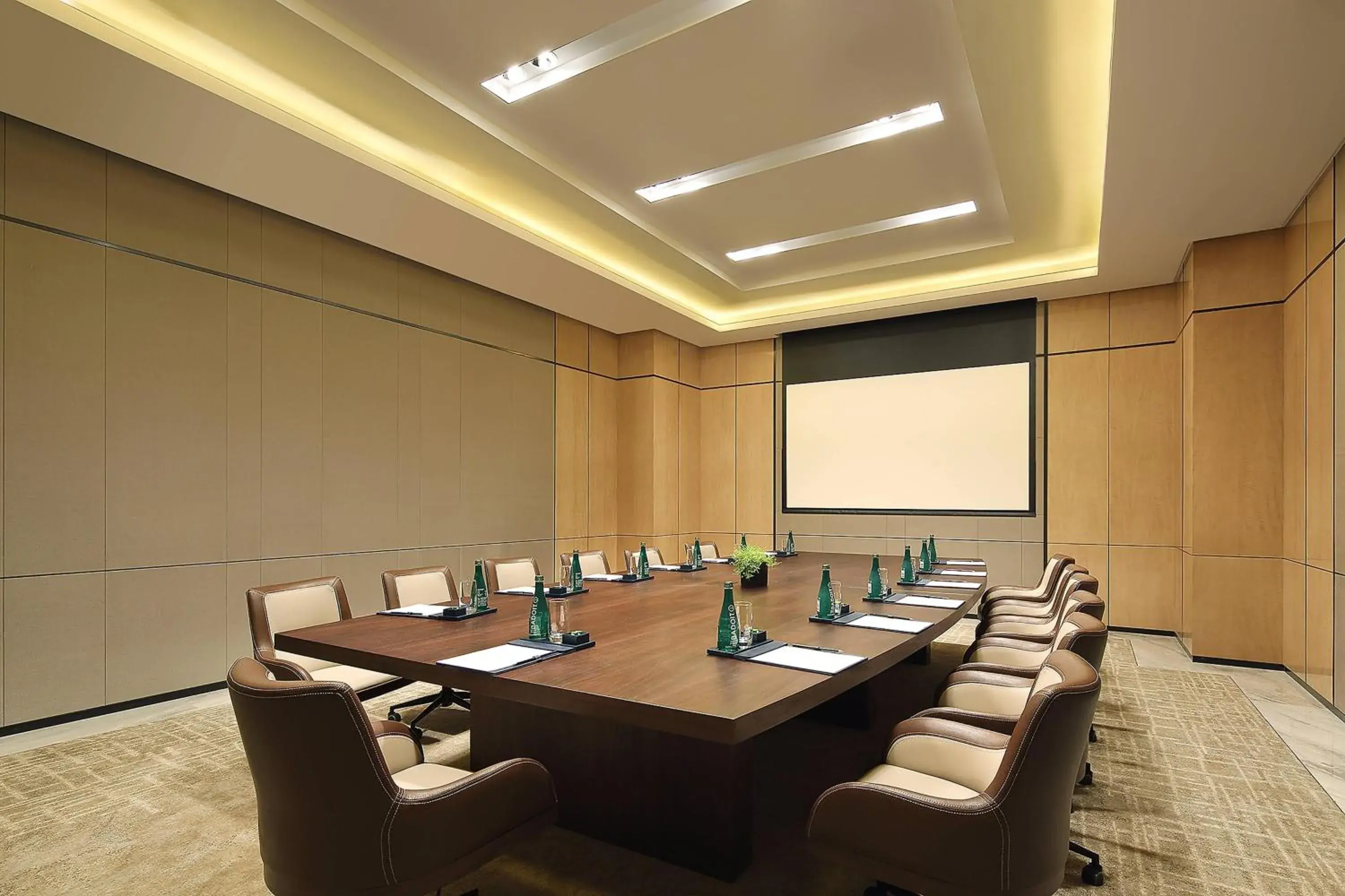 Meeting/conference room in Sheraton Grand Hangzhou Binjiang Hotel