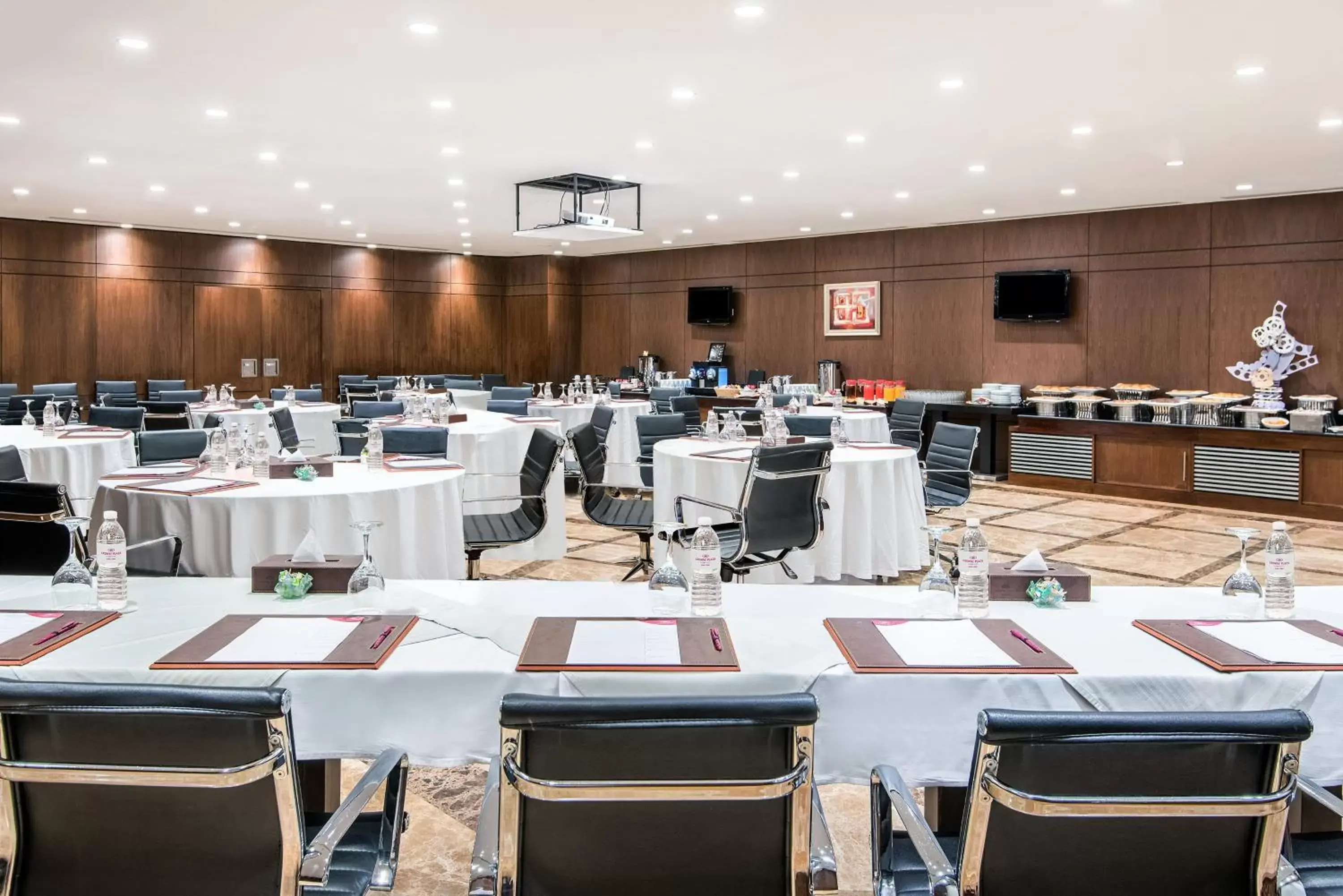 Meeting/conference room in Crowne Plaza Madinah, an IHG Hotel