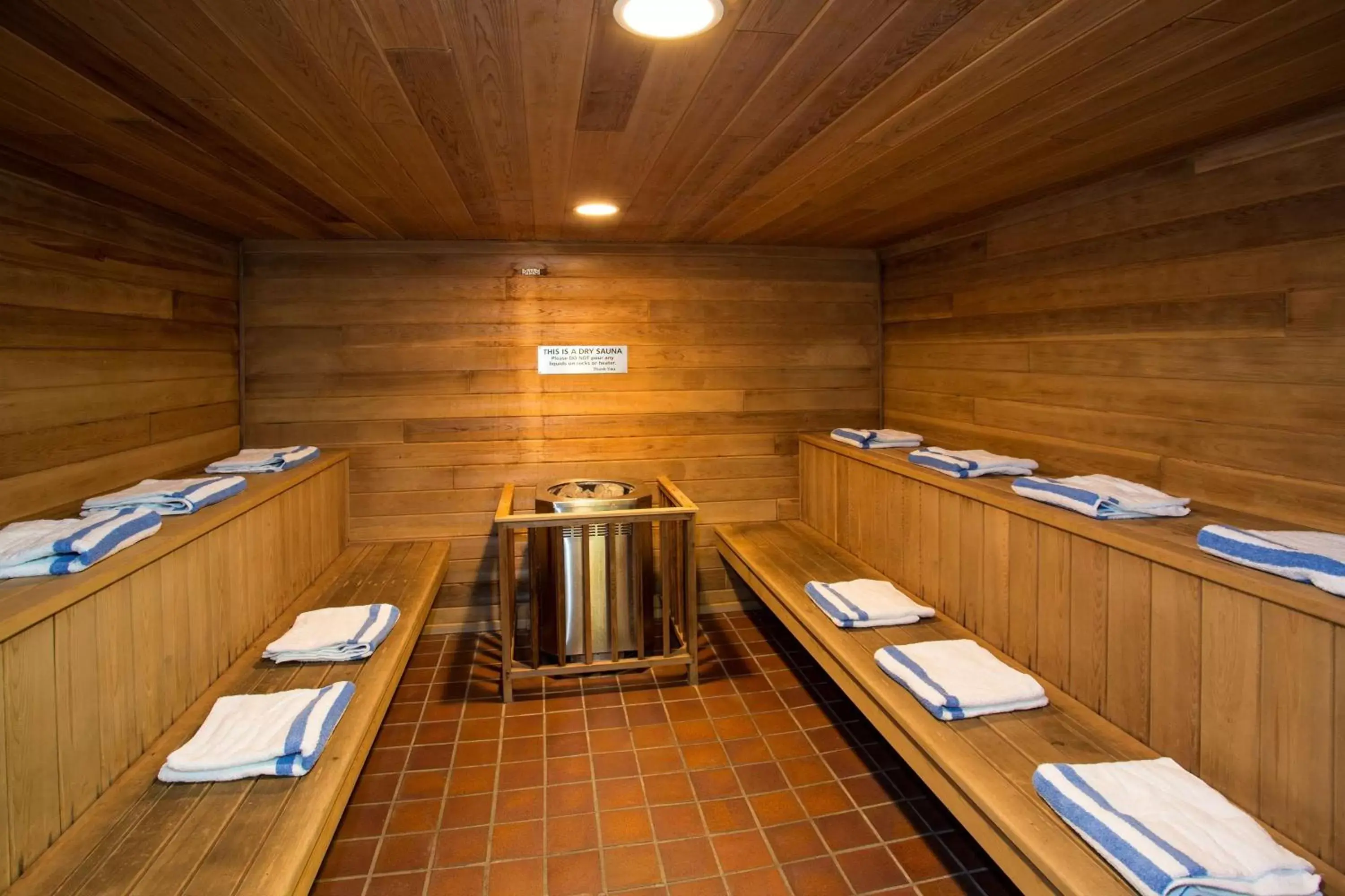 Spa and wellness centre/facilities in Jasper Inn & Suites by INNhotels