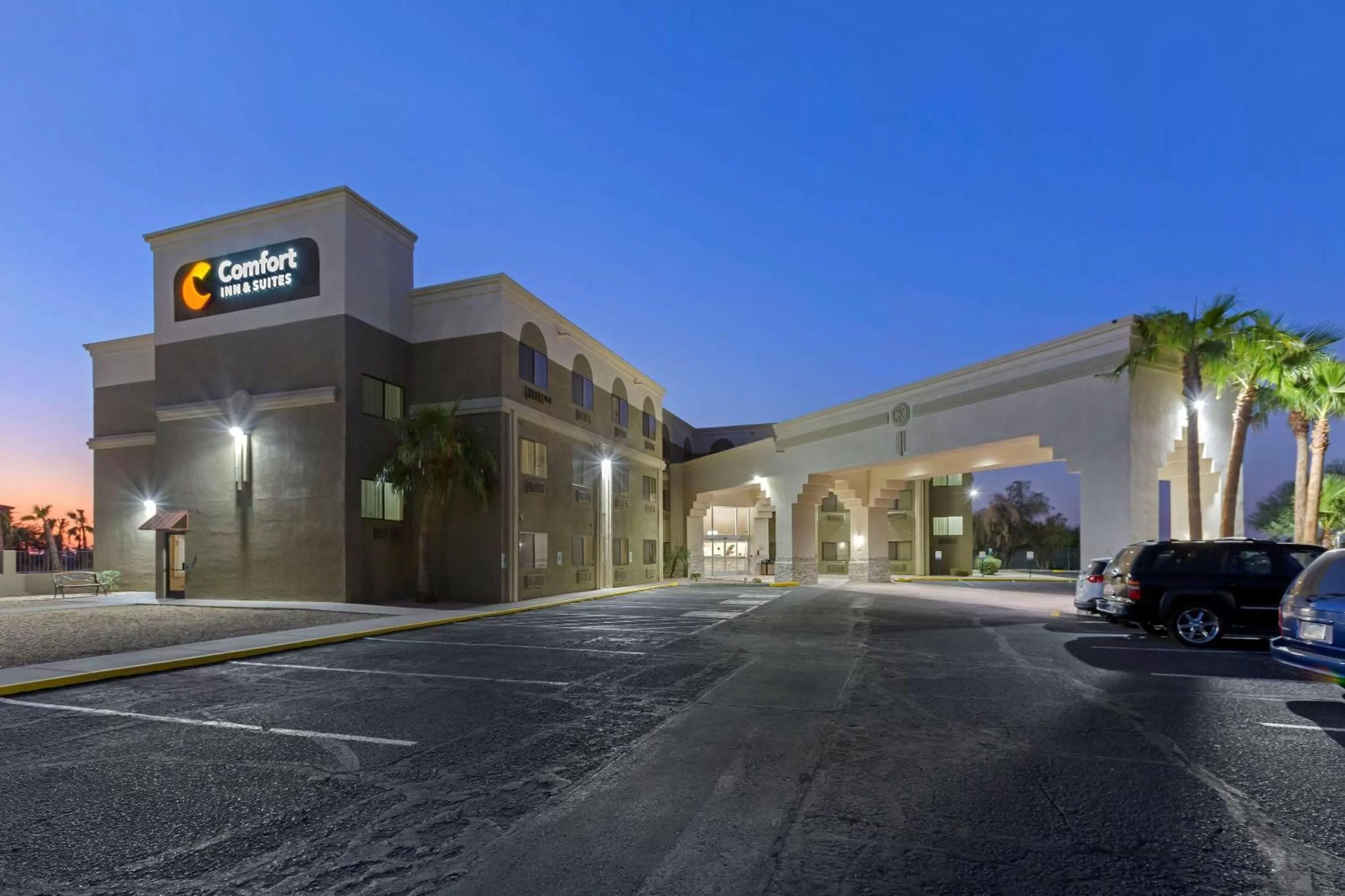 Property building in Comfort Inn & Suites Surprise Near Sun City West