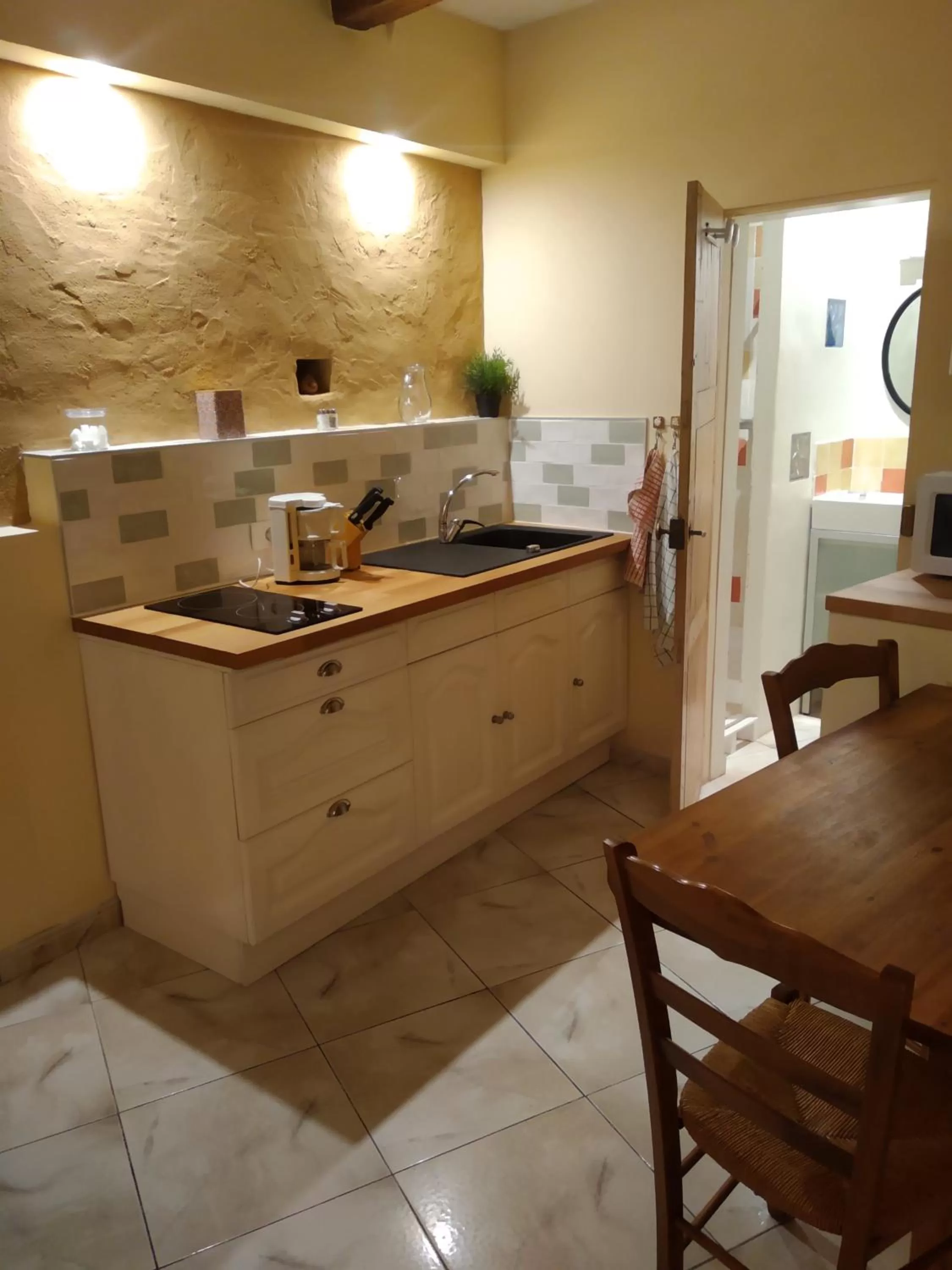 Bathroom in Au coeur de Montastruc-la-Conseillère - Chambres d'hôtes