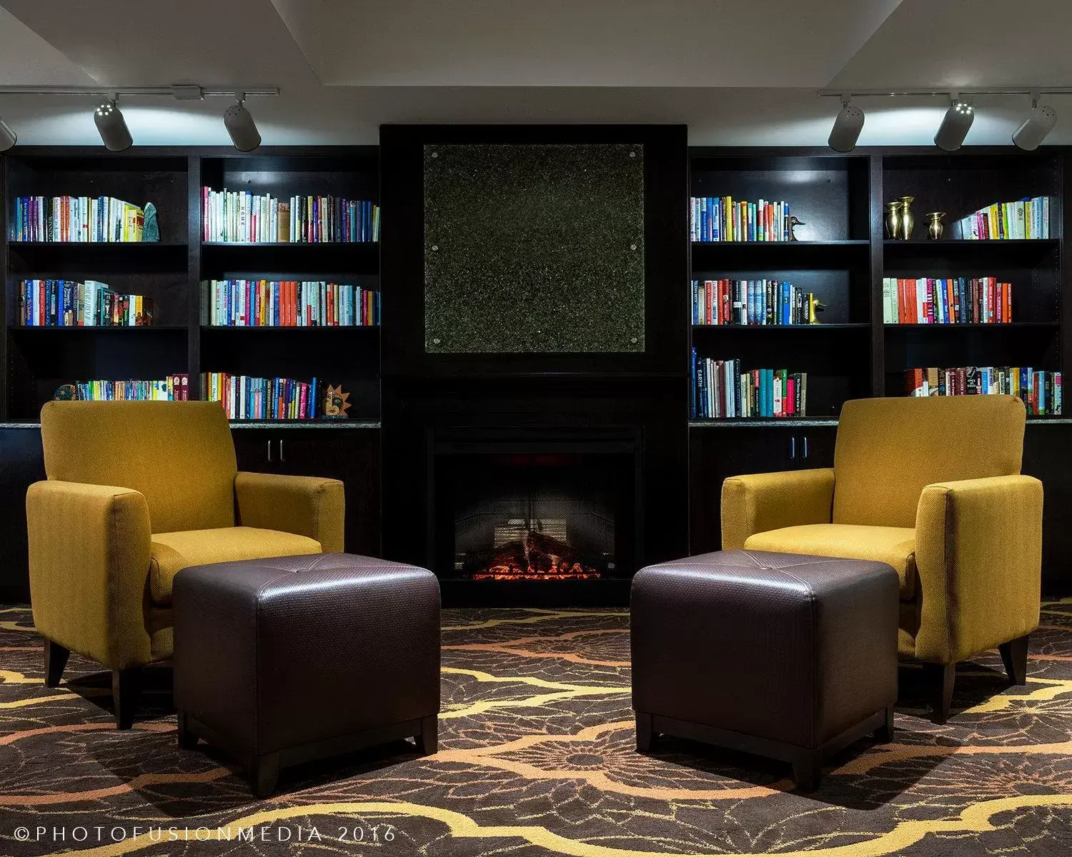 Library in Comfort Suites DuBois