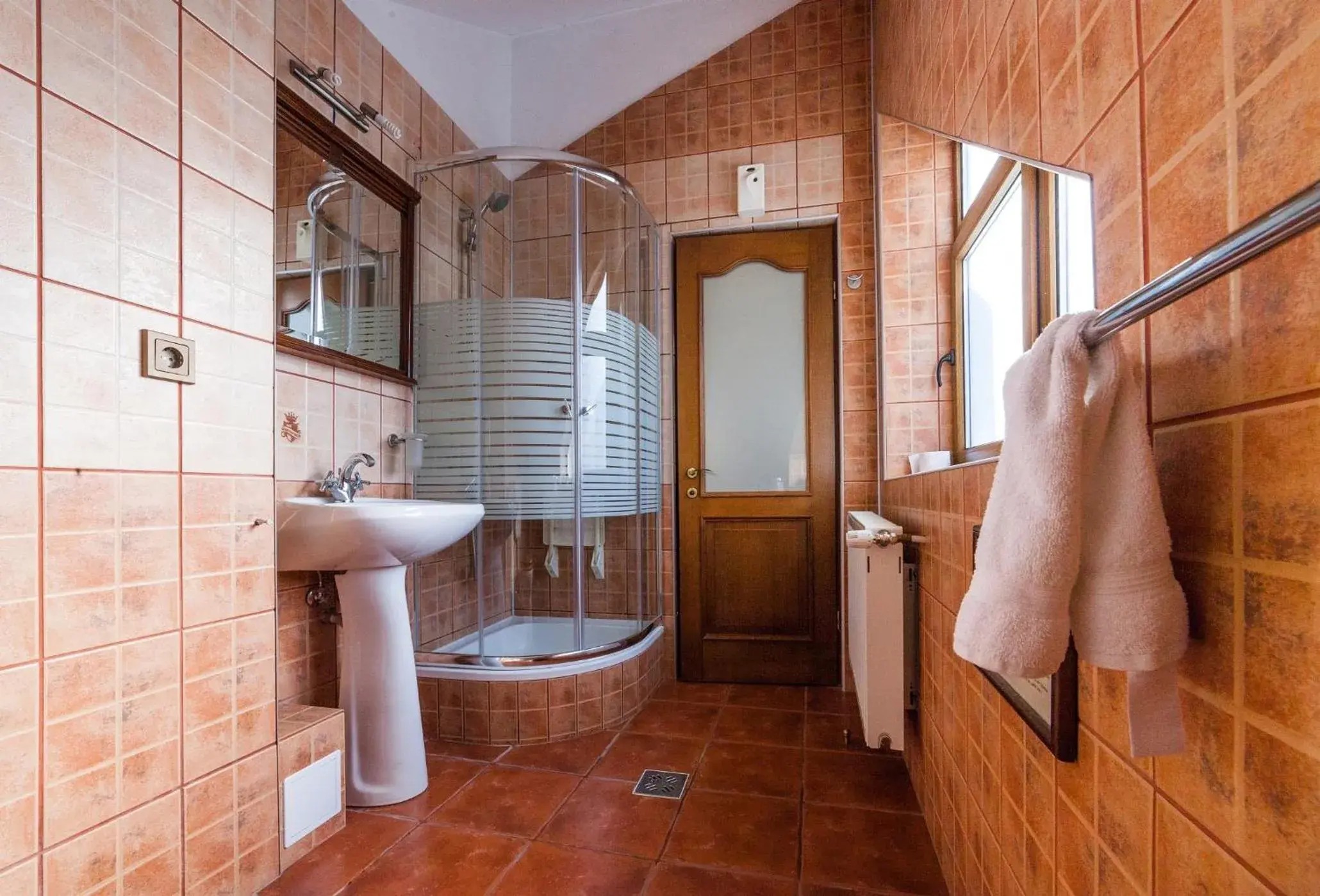 Bathroom in Pension Brasovu Vechi