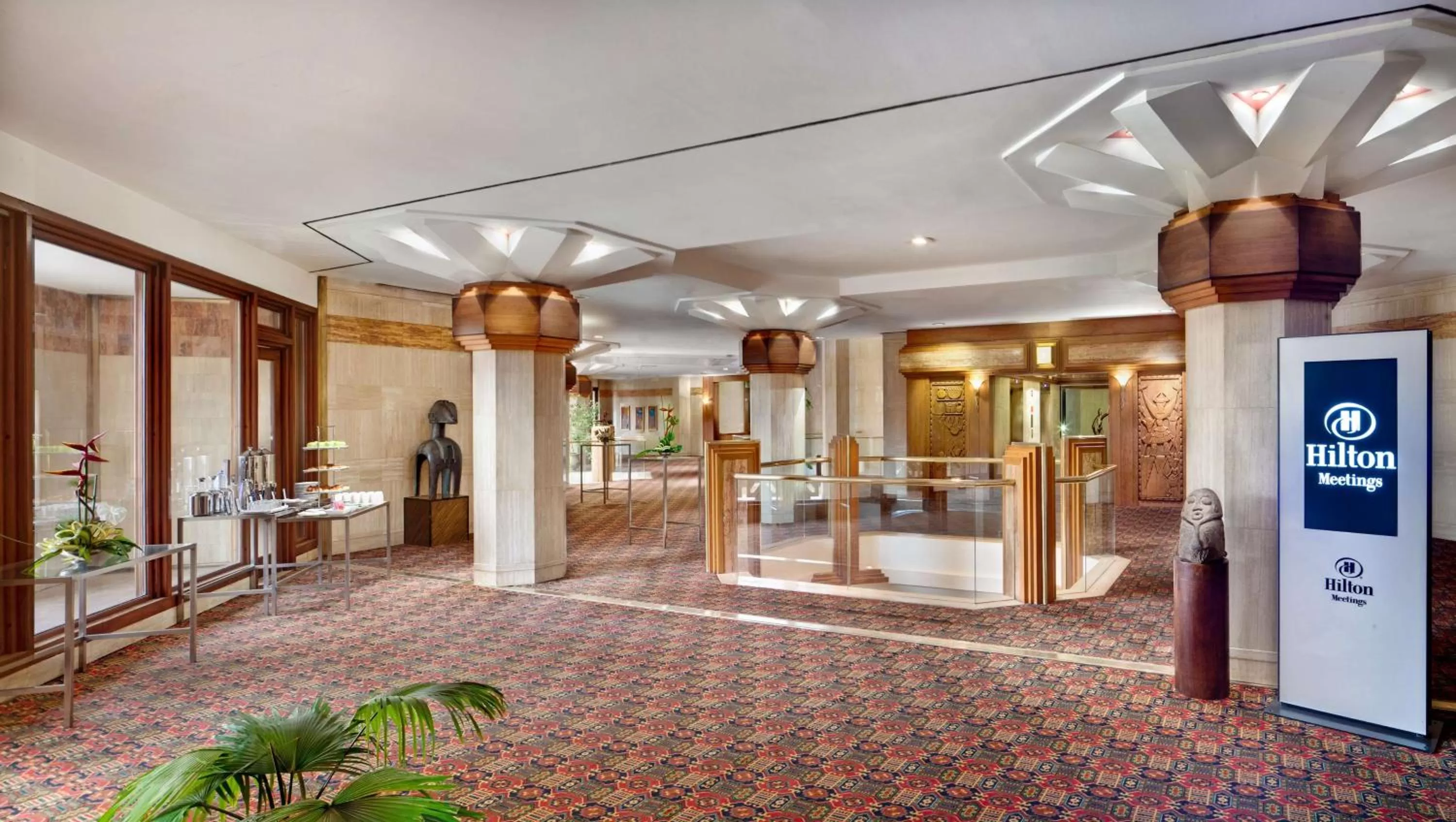 Lobby or reception in Hilton Yaounde