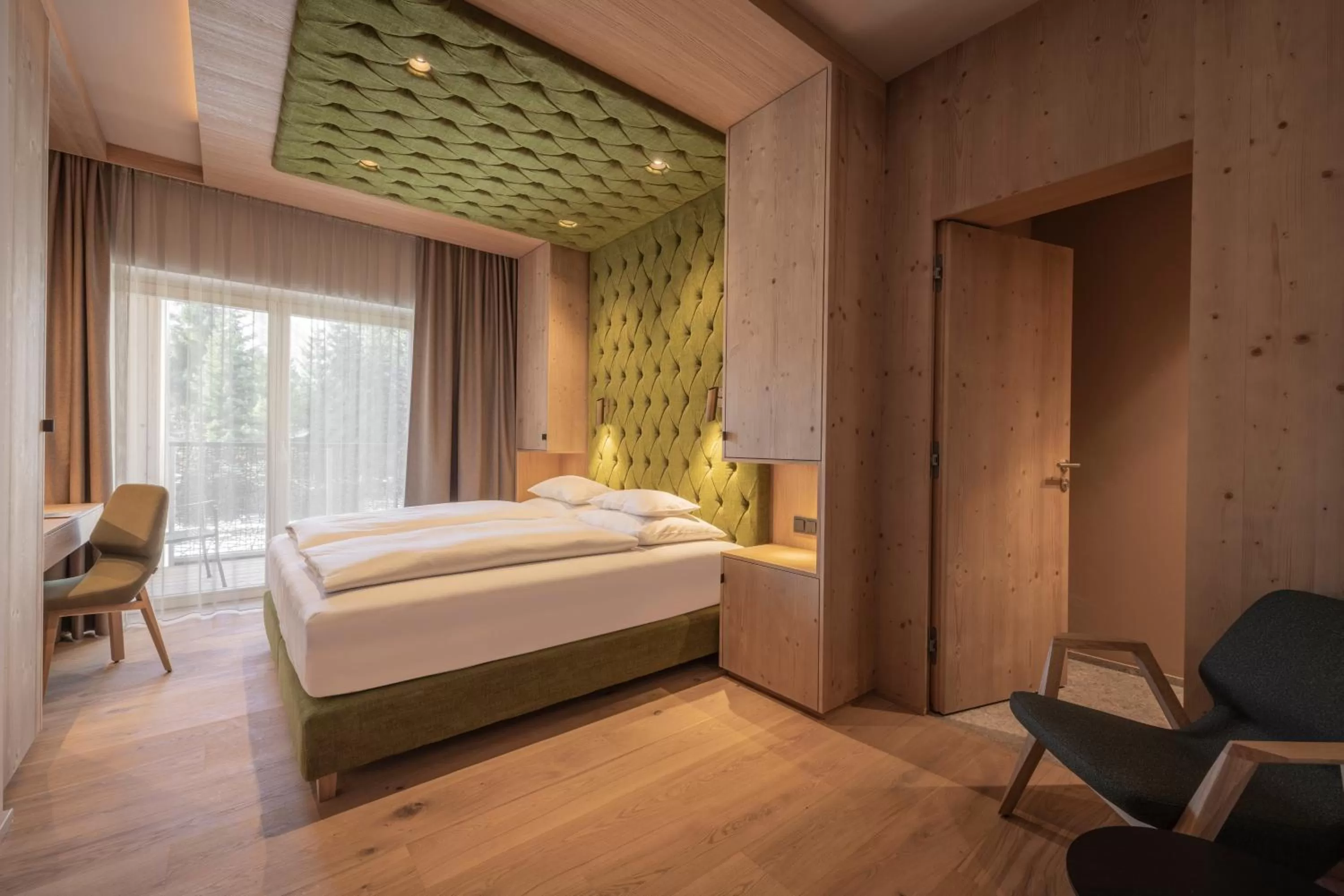 Bedroom, Bed in Hotel Kristall - Adults only