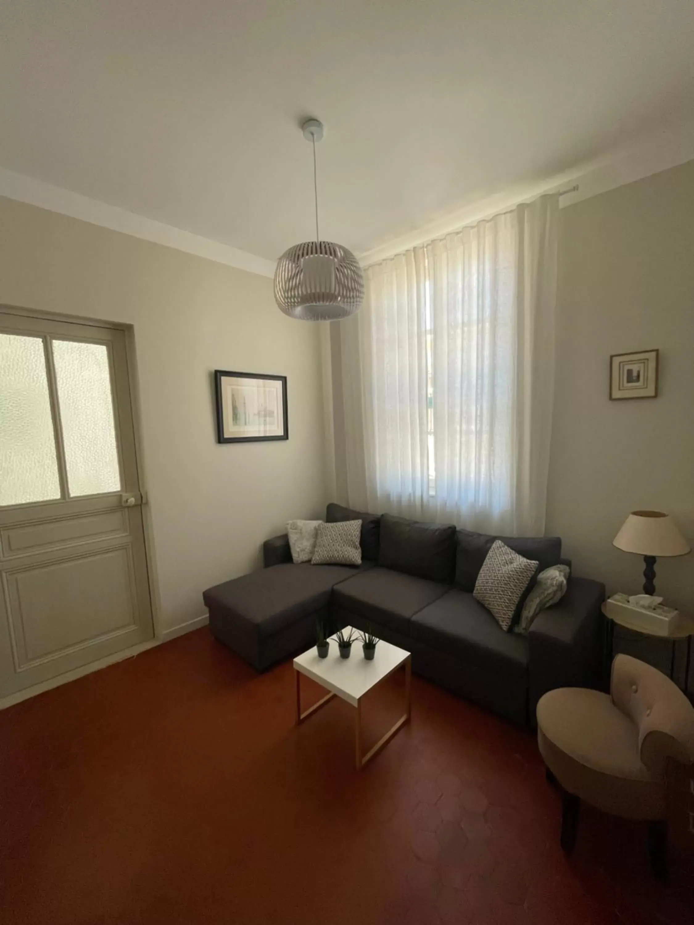 Living room, Seating Area in La villa des Amandiers