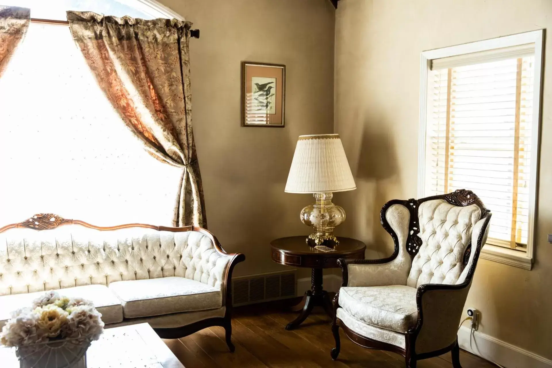 Living room, Seating Area in The Fillmore Inn