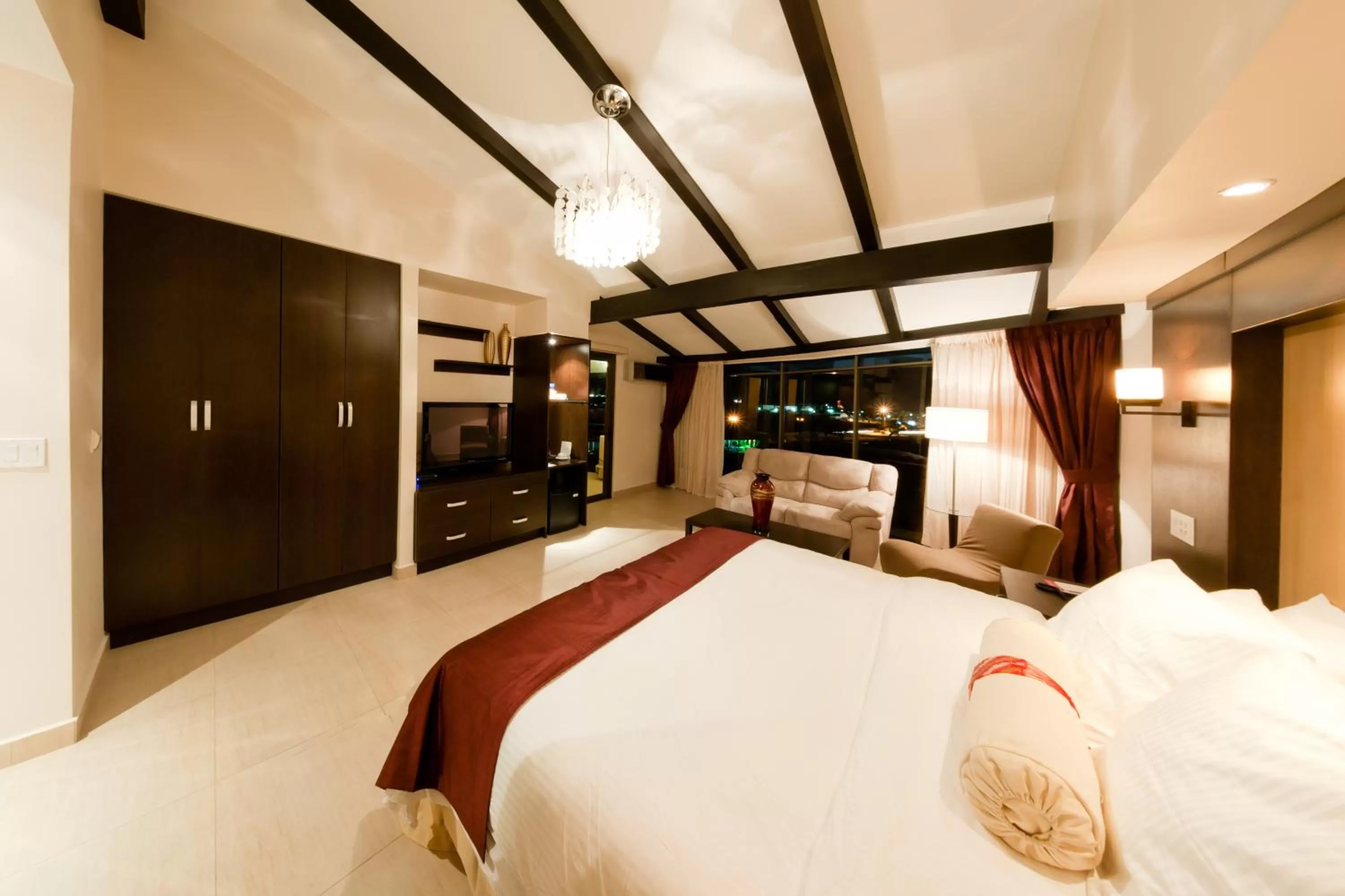 Bedroom, Bed in The Beach House
