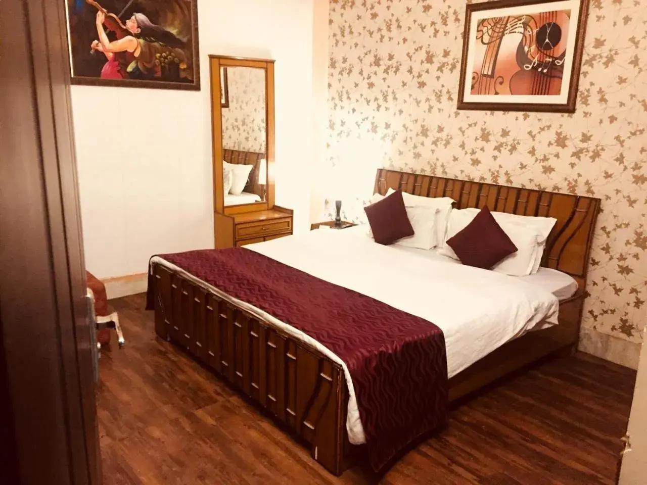 Bed in Hotel Meenakshi Udaipur
