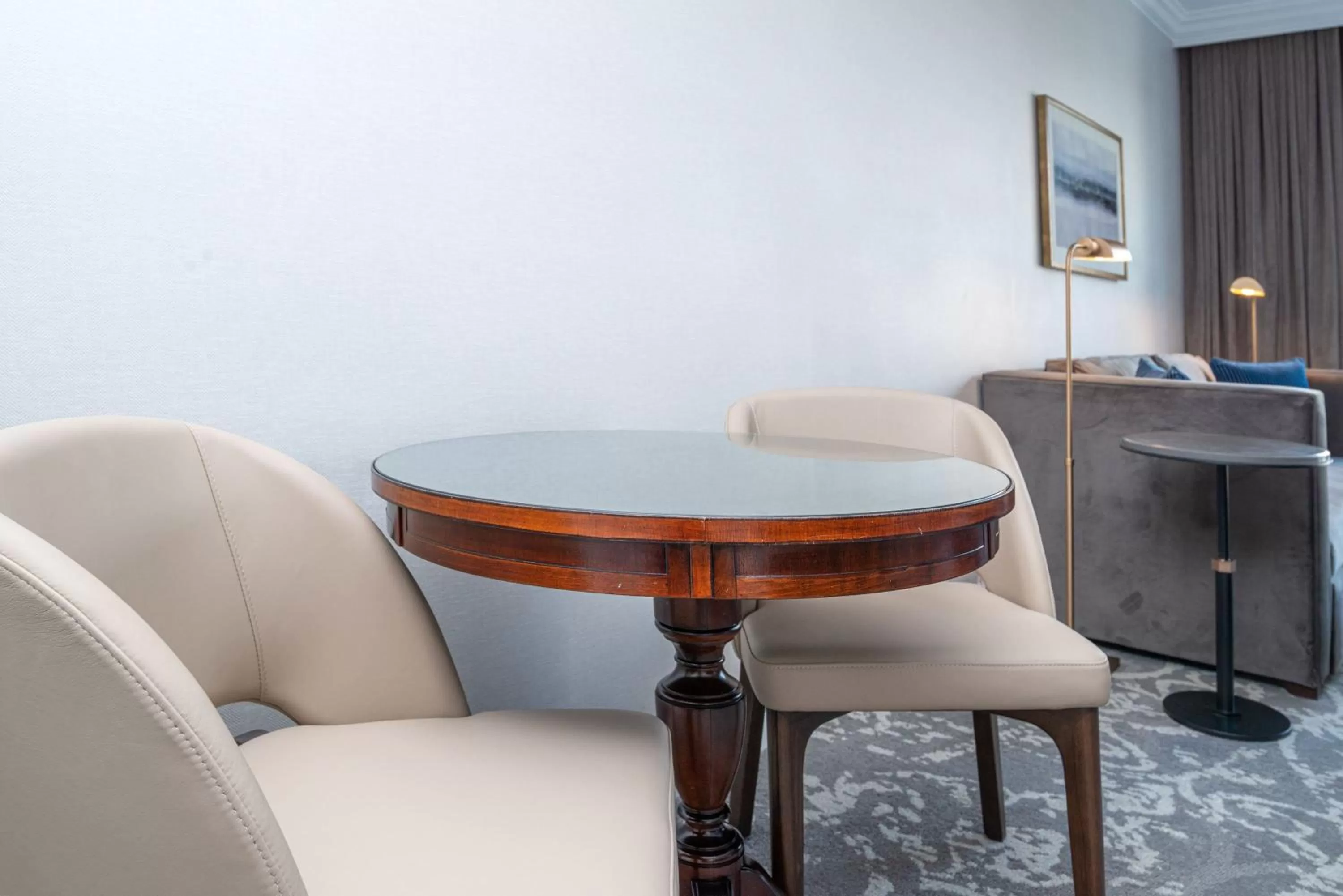 Photo of the whole room in The Sutton Place Hotel Vancouver