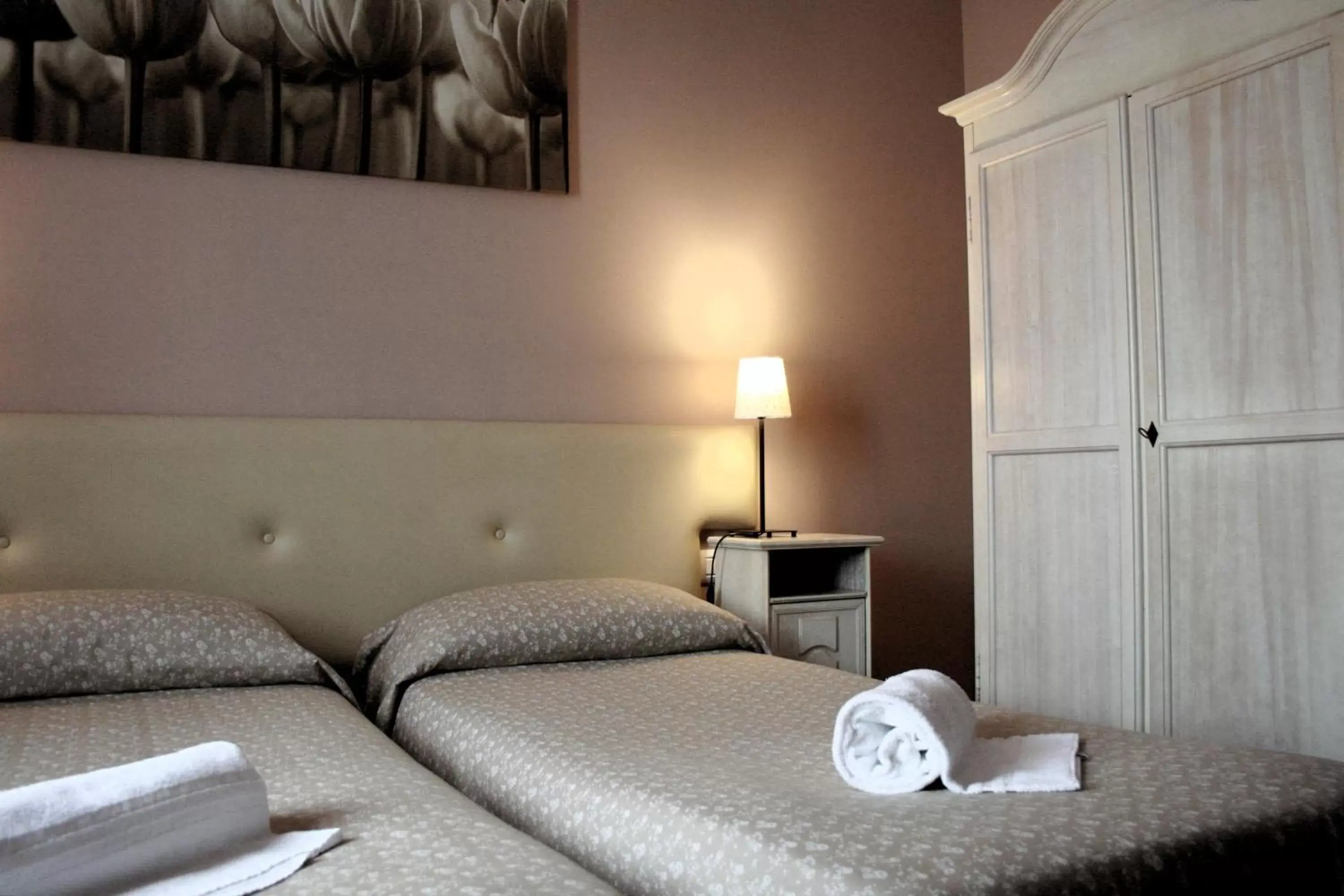 Twin Room with Private Bathroom - single occupancy in Ankon Hotel Twin Room with Private Bathroom - single occupancy in Ankon Hotel