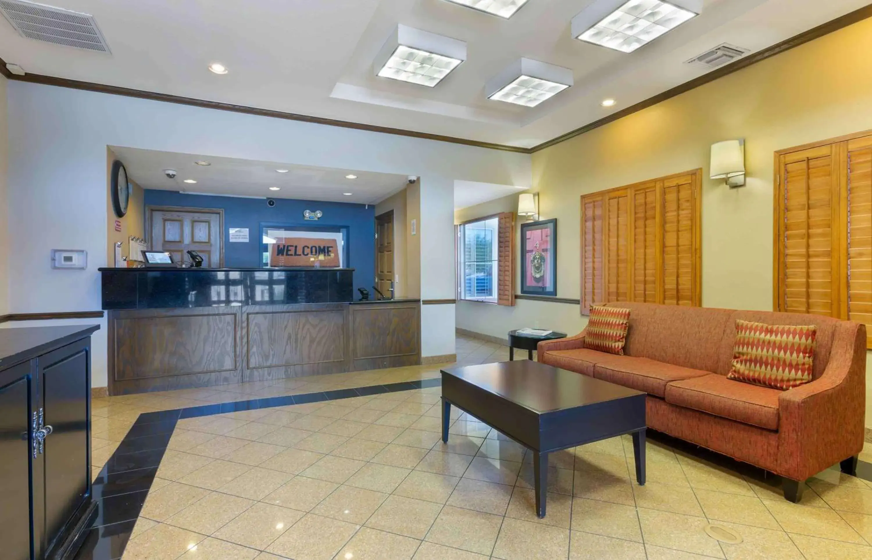 Lobby or reception, Lobby/Reception in Extended Stay America Suites - Phoenix - Chandler - E Chandler Blvd