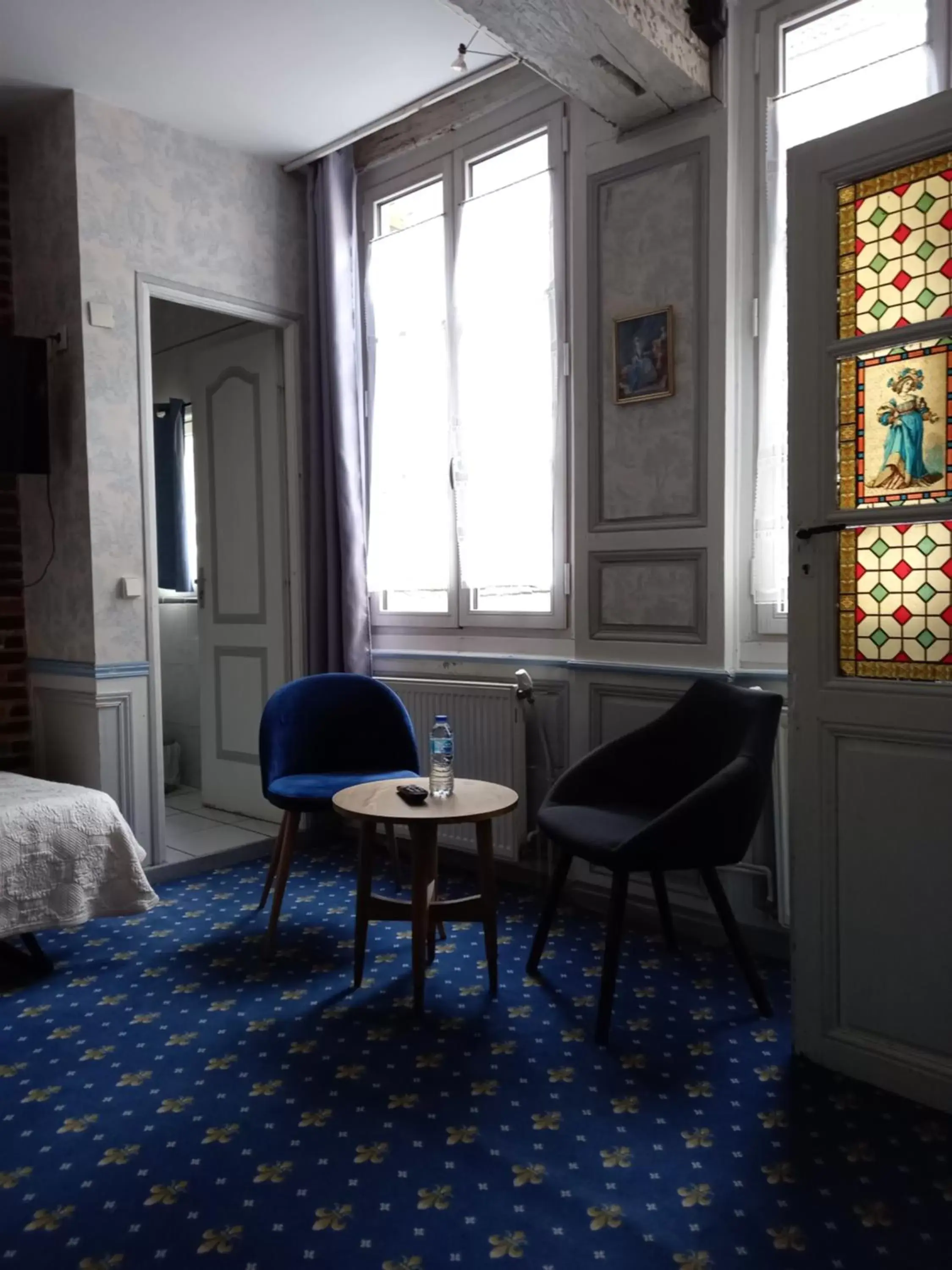 Bedroom, Seating Area in Brit Hotel Comtes De Champagne - Troyes Centre Historique