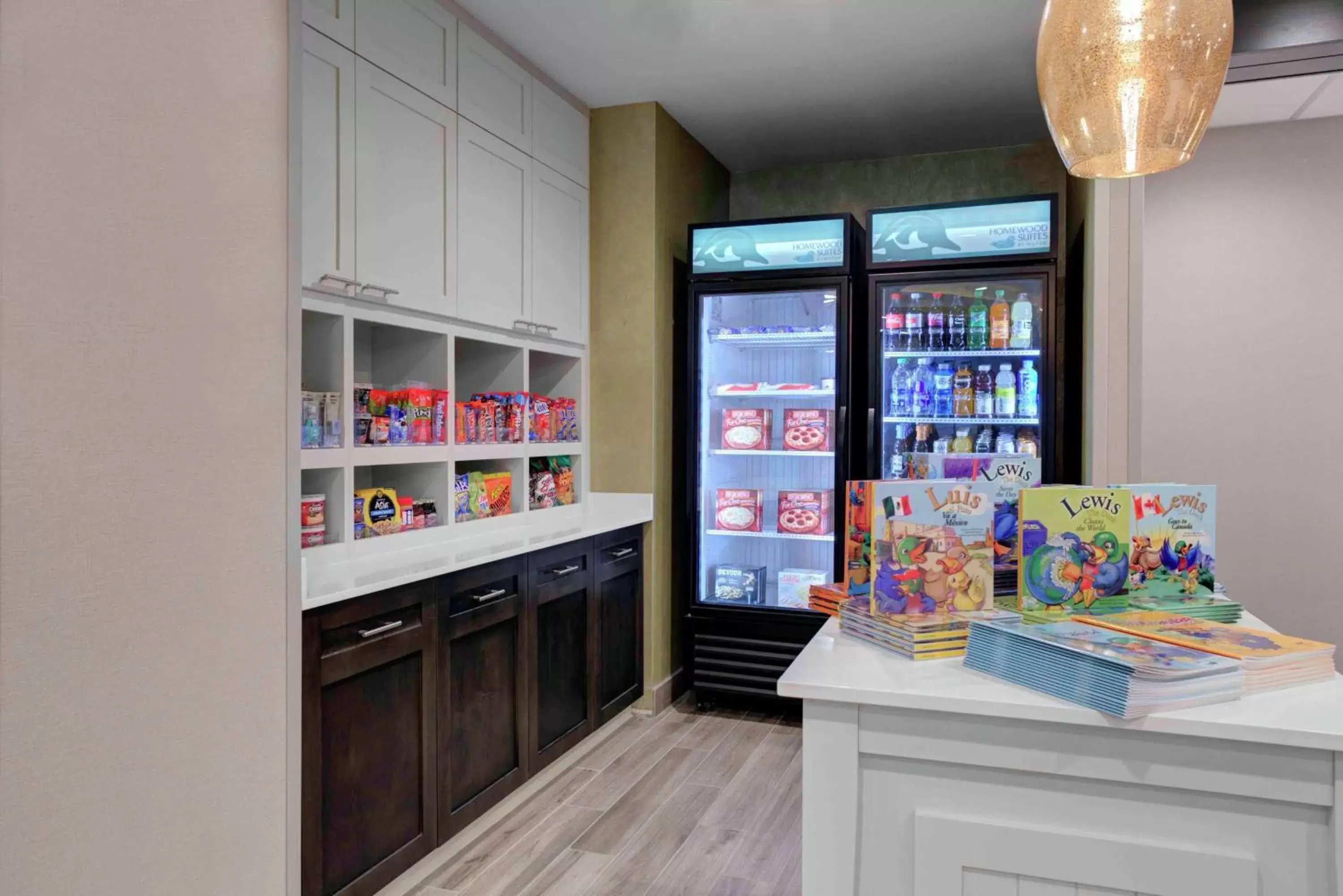 Restaurant/places to eat in Homewood Suites By Hilton Lansing Eastwood Restaurant/places to eat in Homewood Suites By Hilton Lansing Eastwood